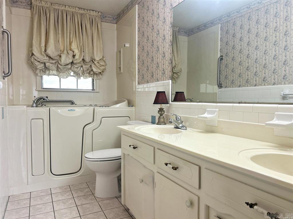 2084 Elaine  Arkadelphia, AR