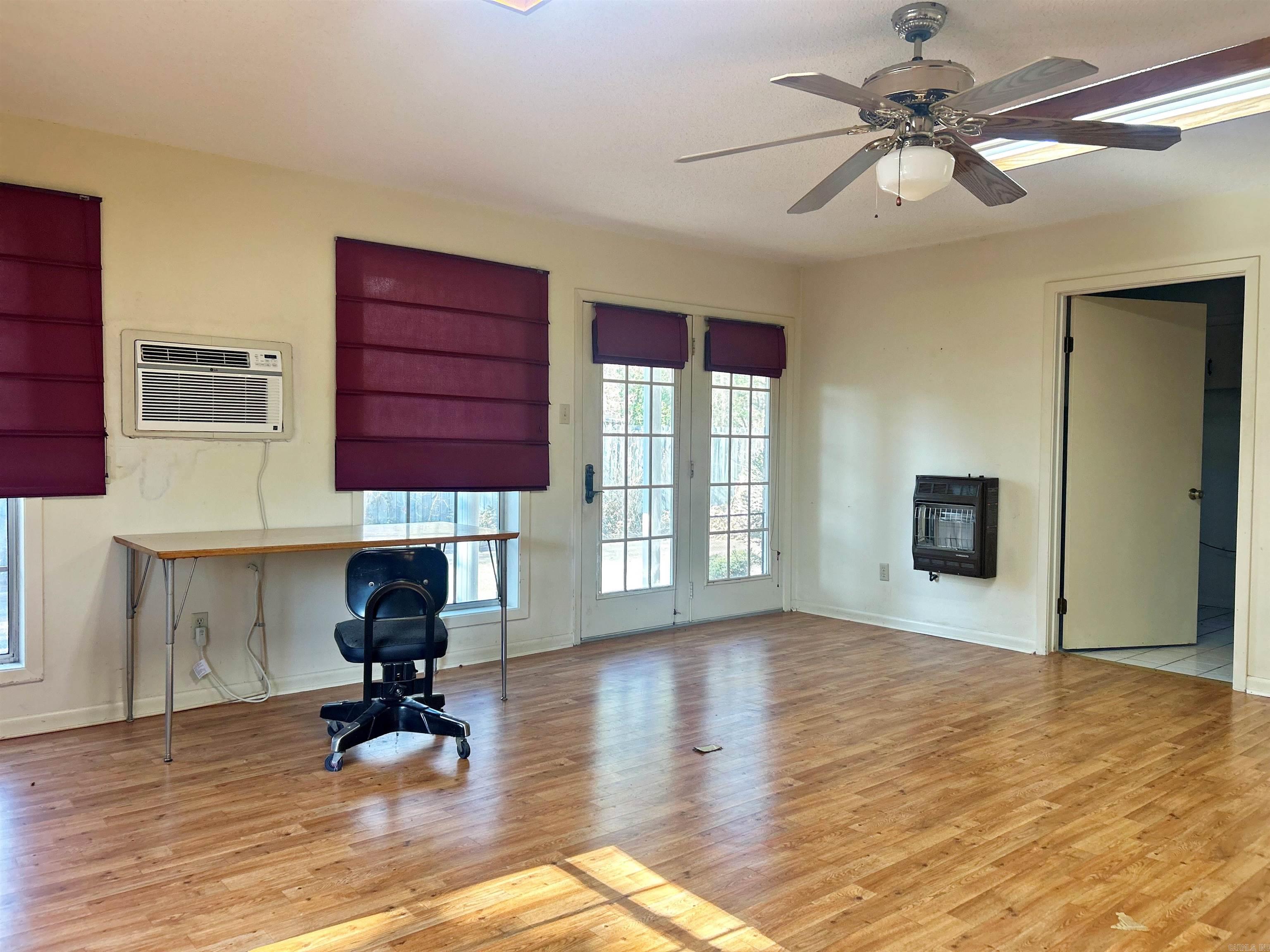 2084 Elaine  Arkadelphia, AR