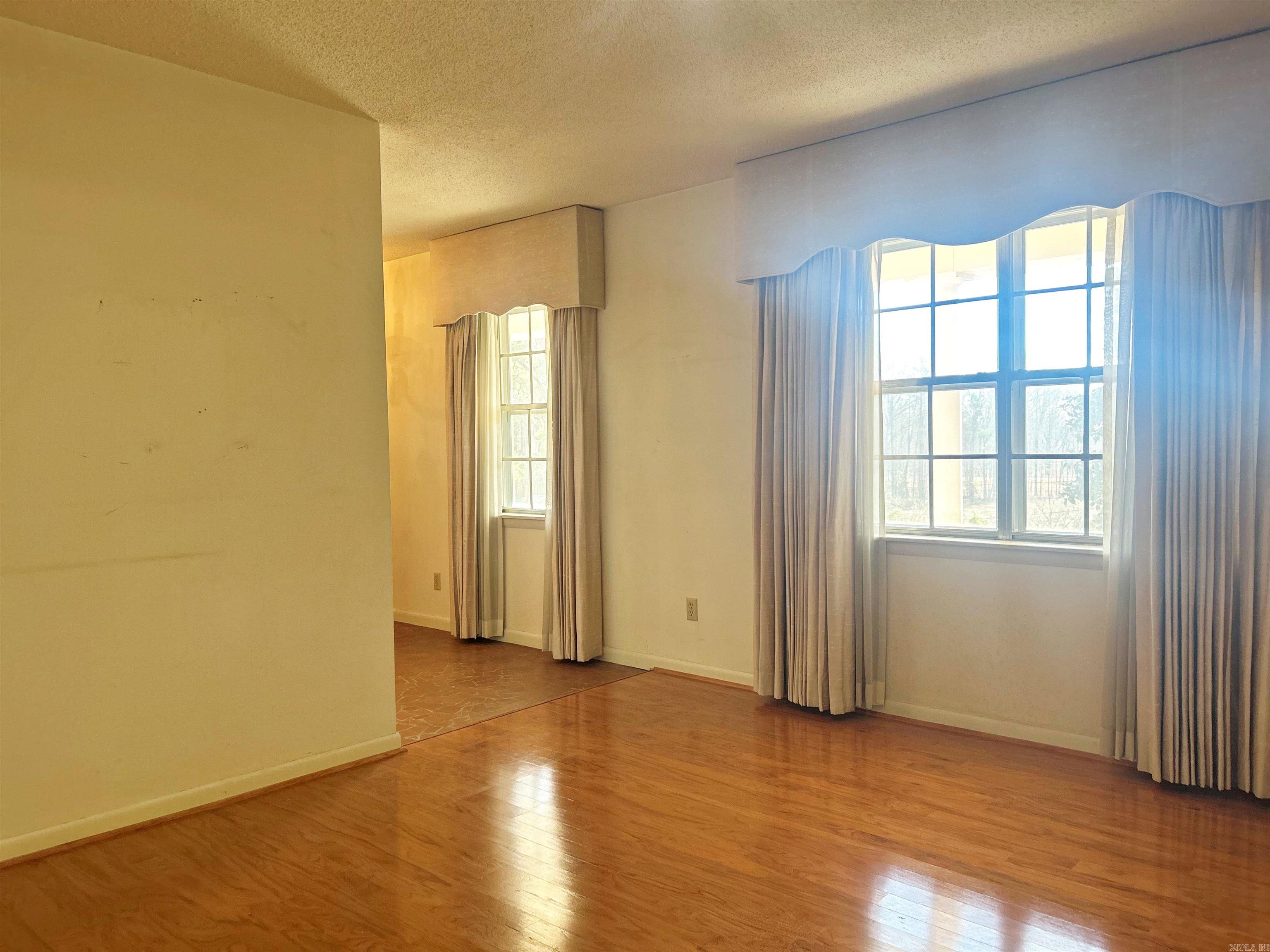 2084 Elaine  Arkadelphia, AR