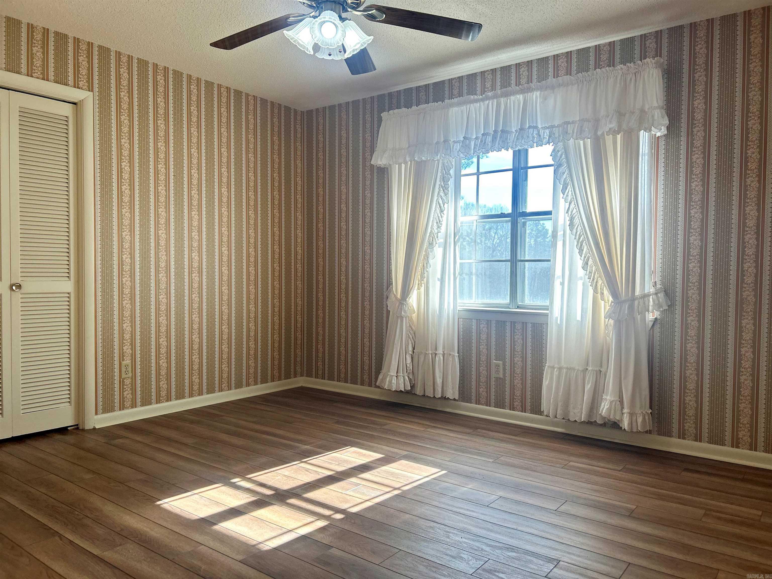 2084 Elaine  Arkadelphia, AR