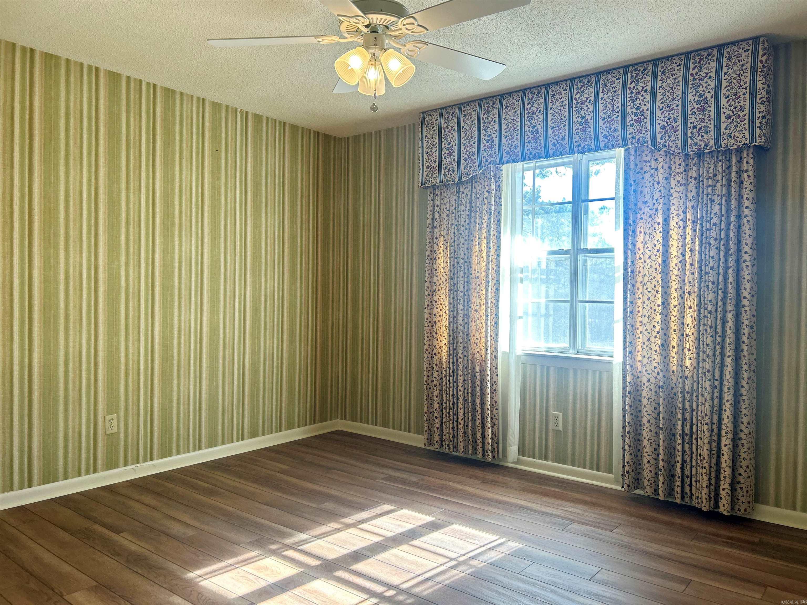 2084 Elaine  Arkadelphia, AR