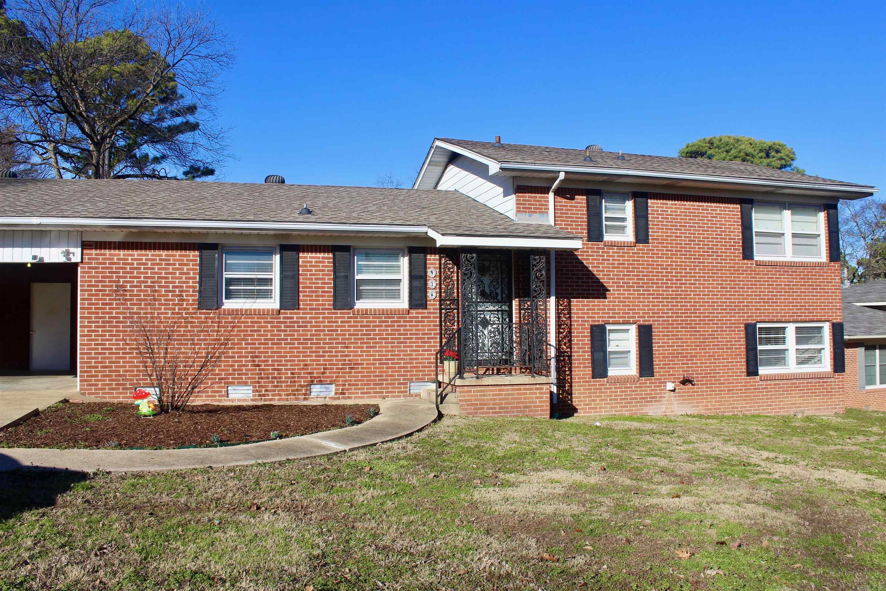 916 Twin Oaks Ave  Jonesboro, AR