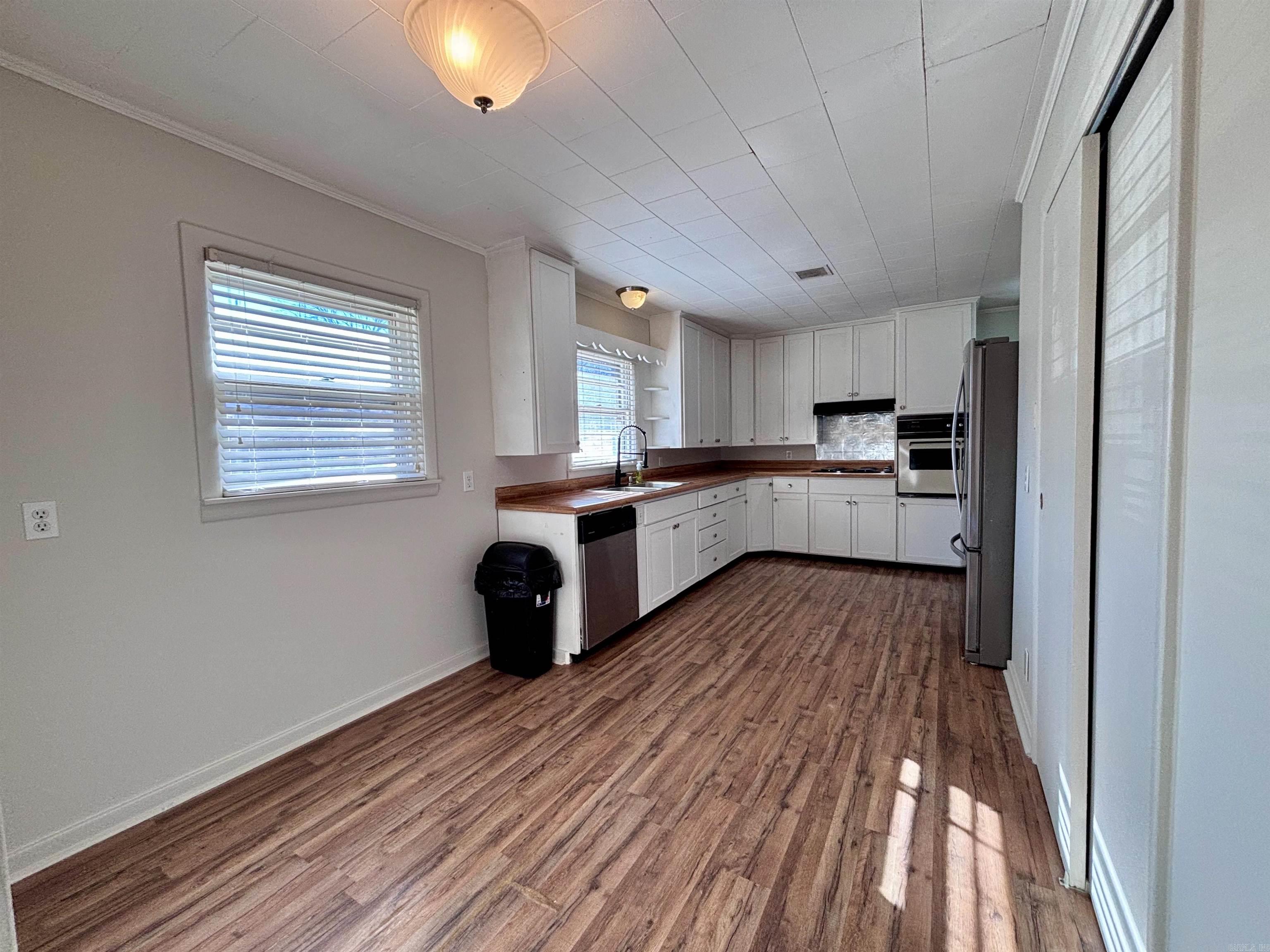 916 Twin Oaks Ave  Jonesboro, AR