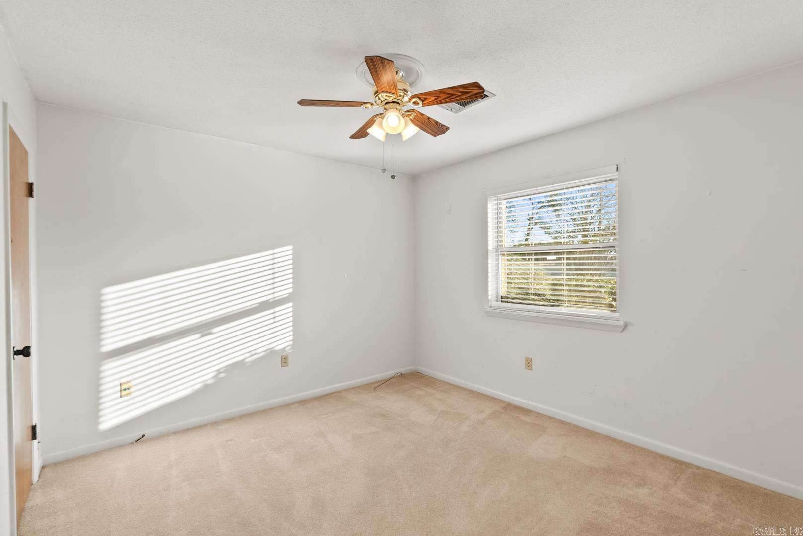 9325 Woodbine  Sherwood, AR