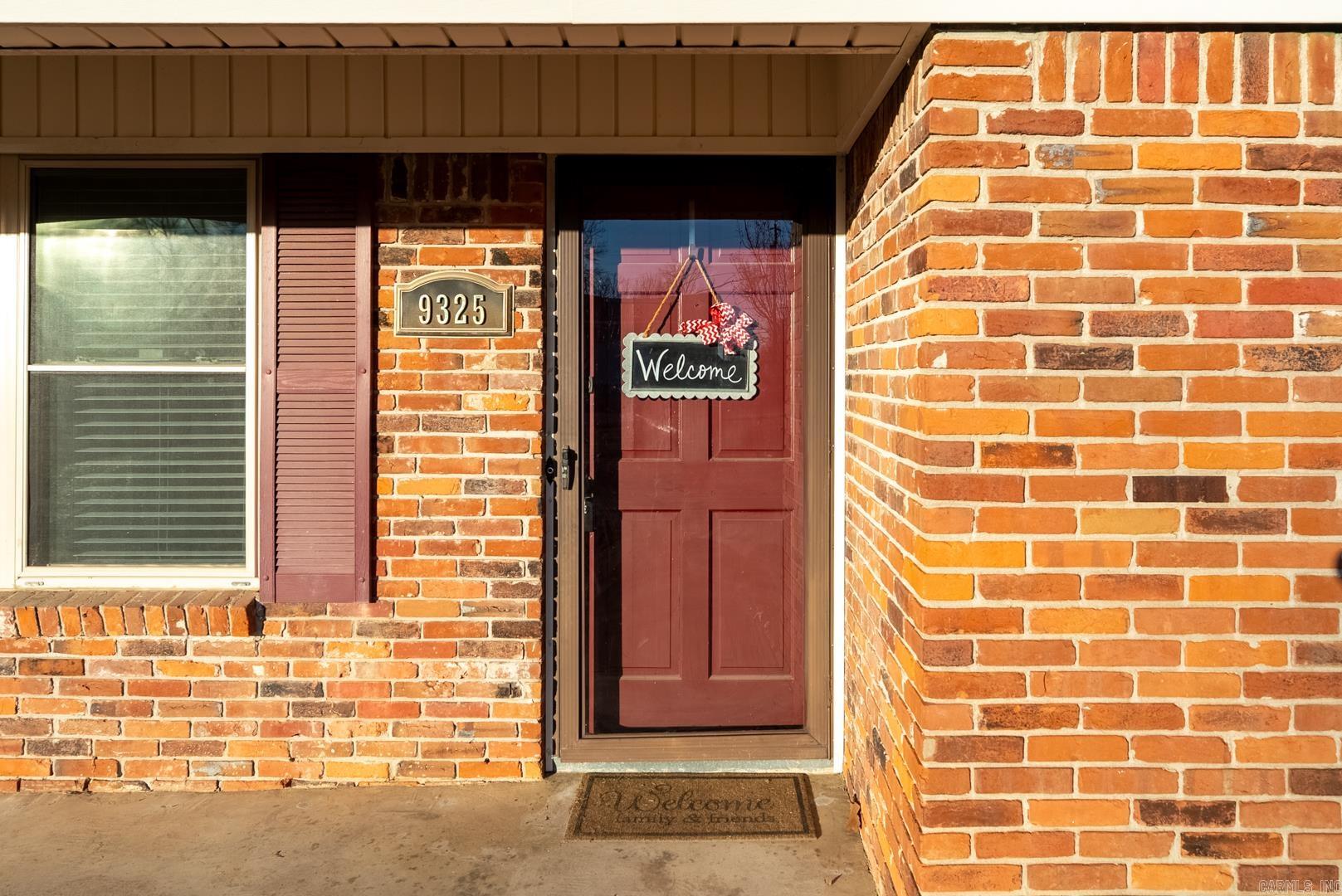 9325 Woodbine  Sherwood, AR