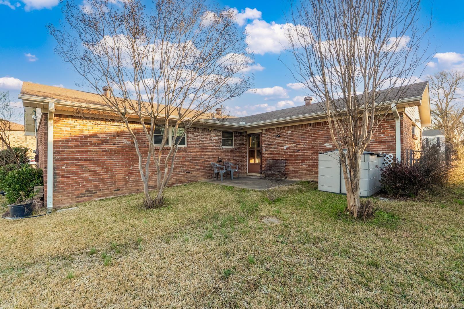 9325 Woodbine  Sherwood, AR