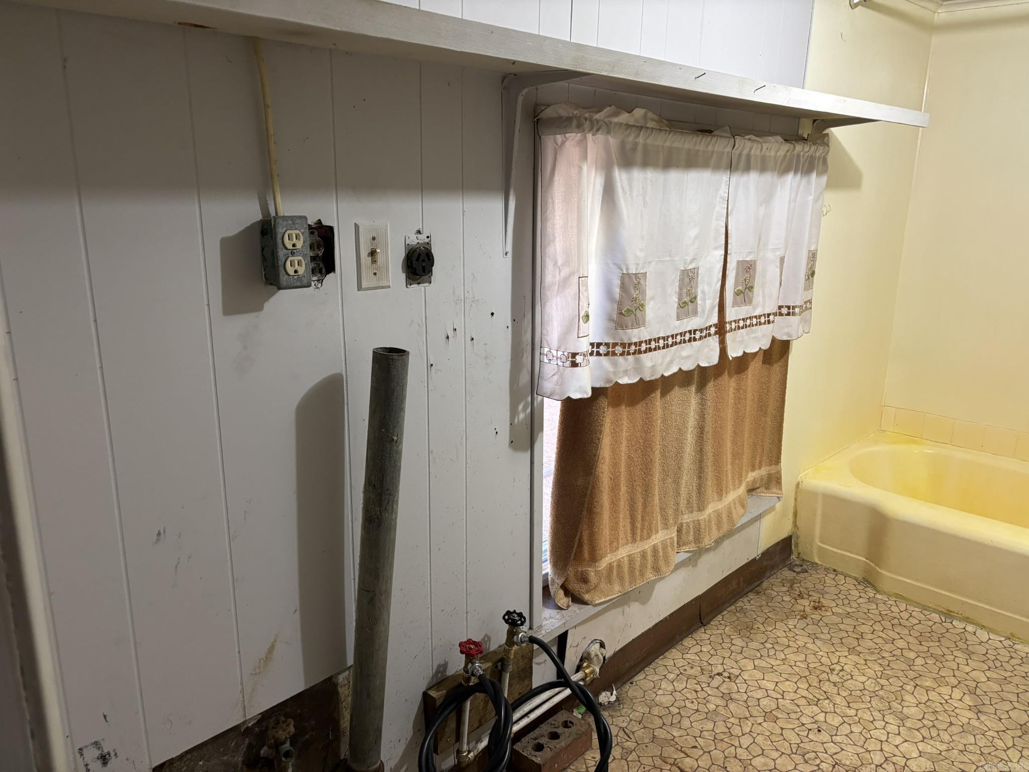 334 South St.  Camden, AR