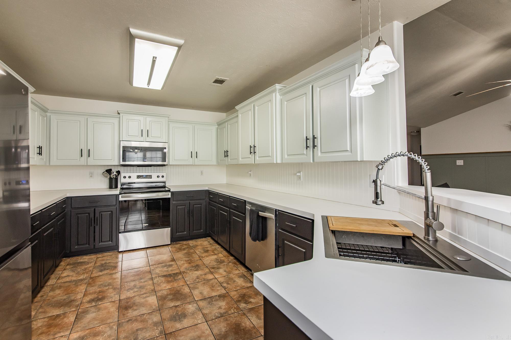 35 Warren  Cabot, AR