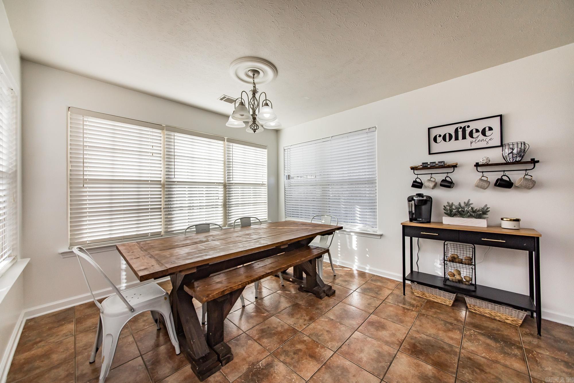 35 Warren  Cabot, AR