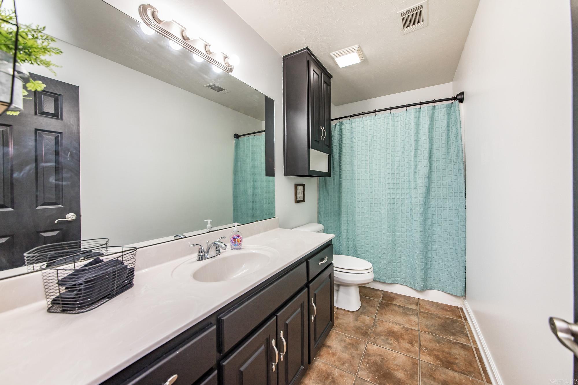 35 Warren  Cabot, AR