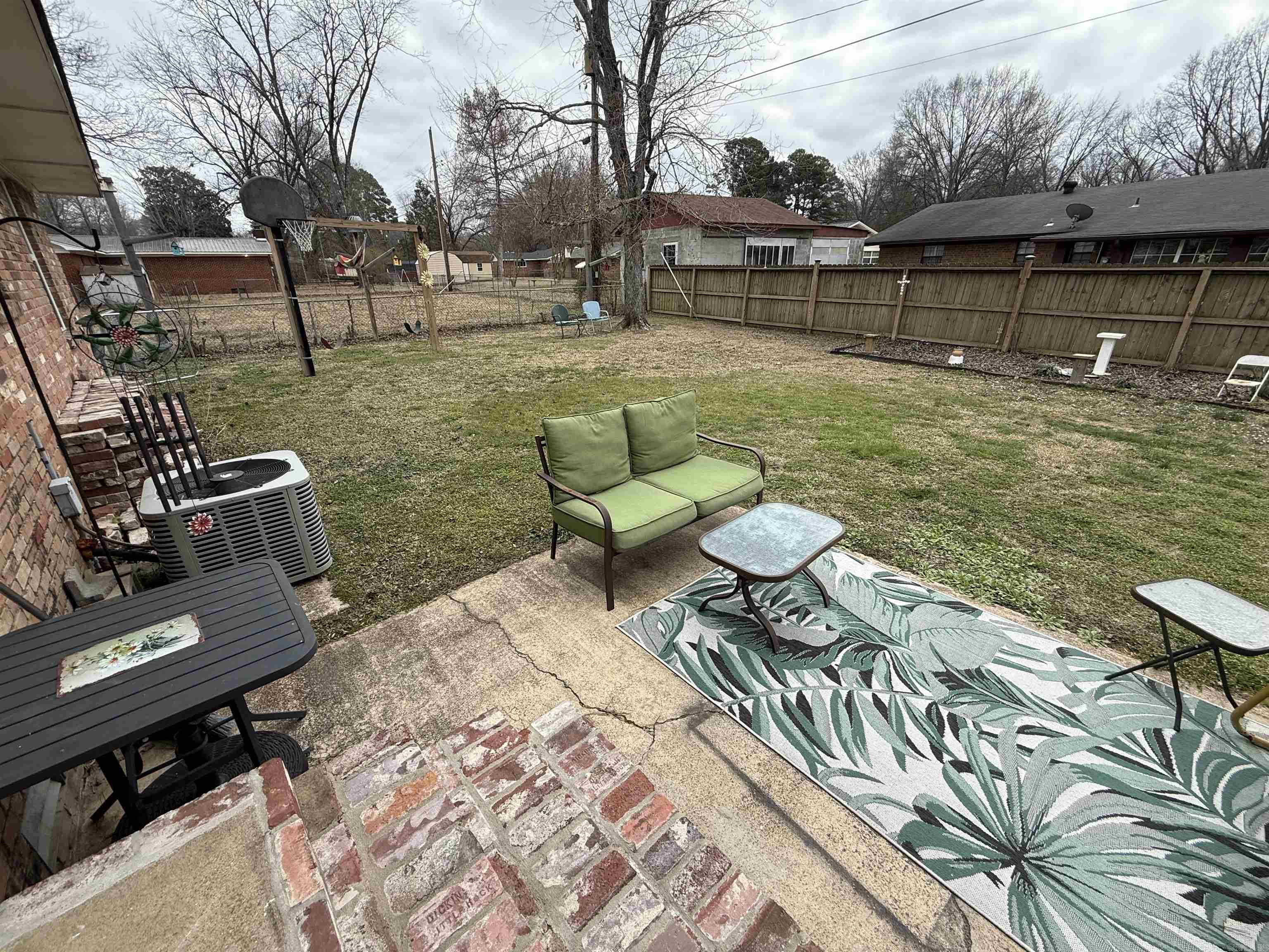 131 Cloverdale  Searcy, AR