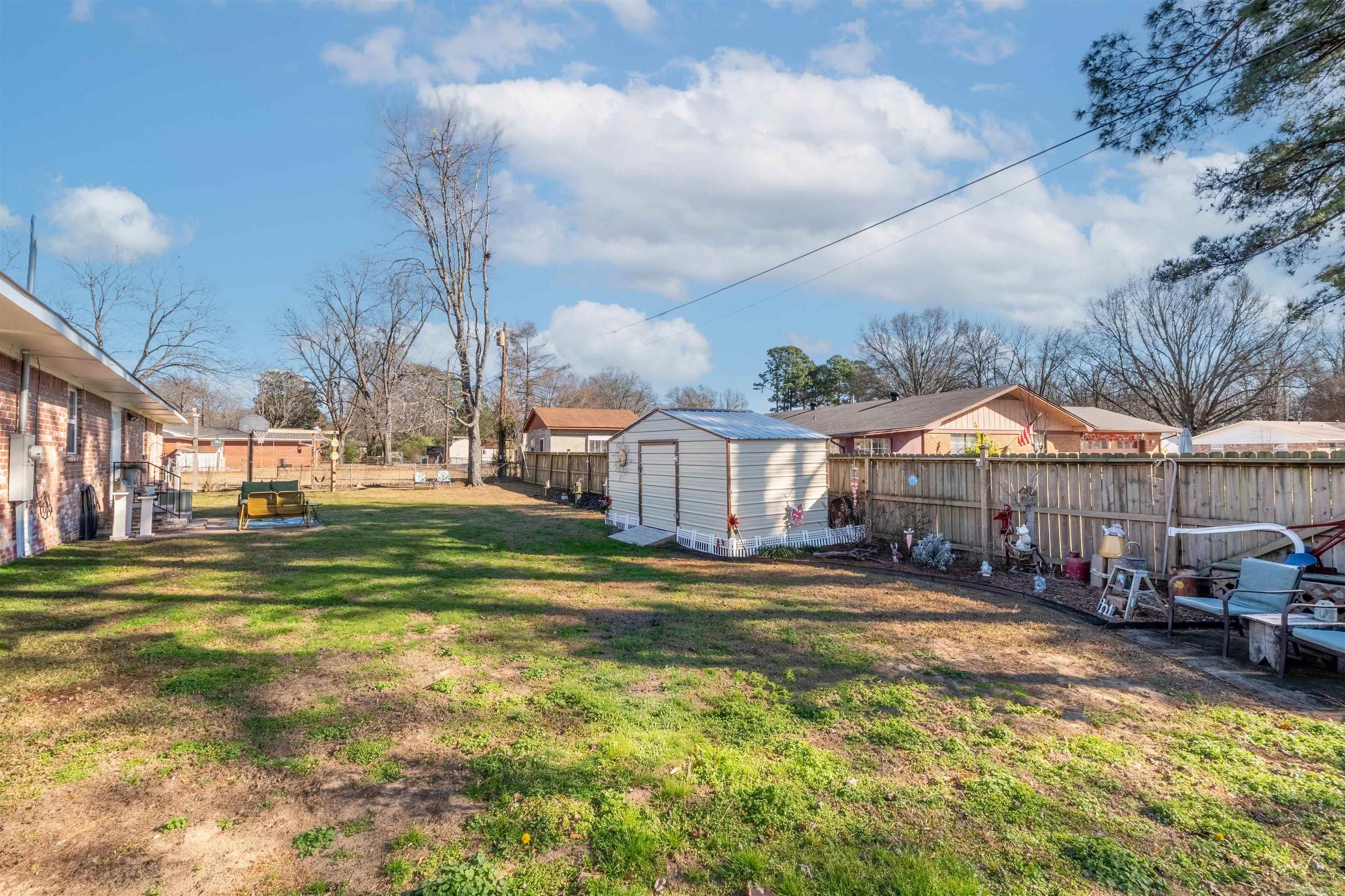 131 Cloverdale Boulevard Searcy, AR 72143