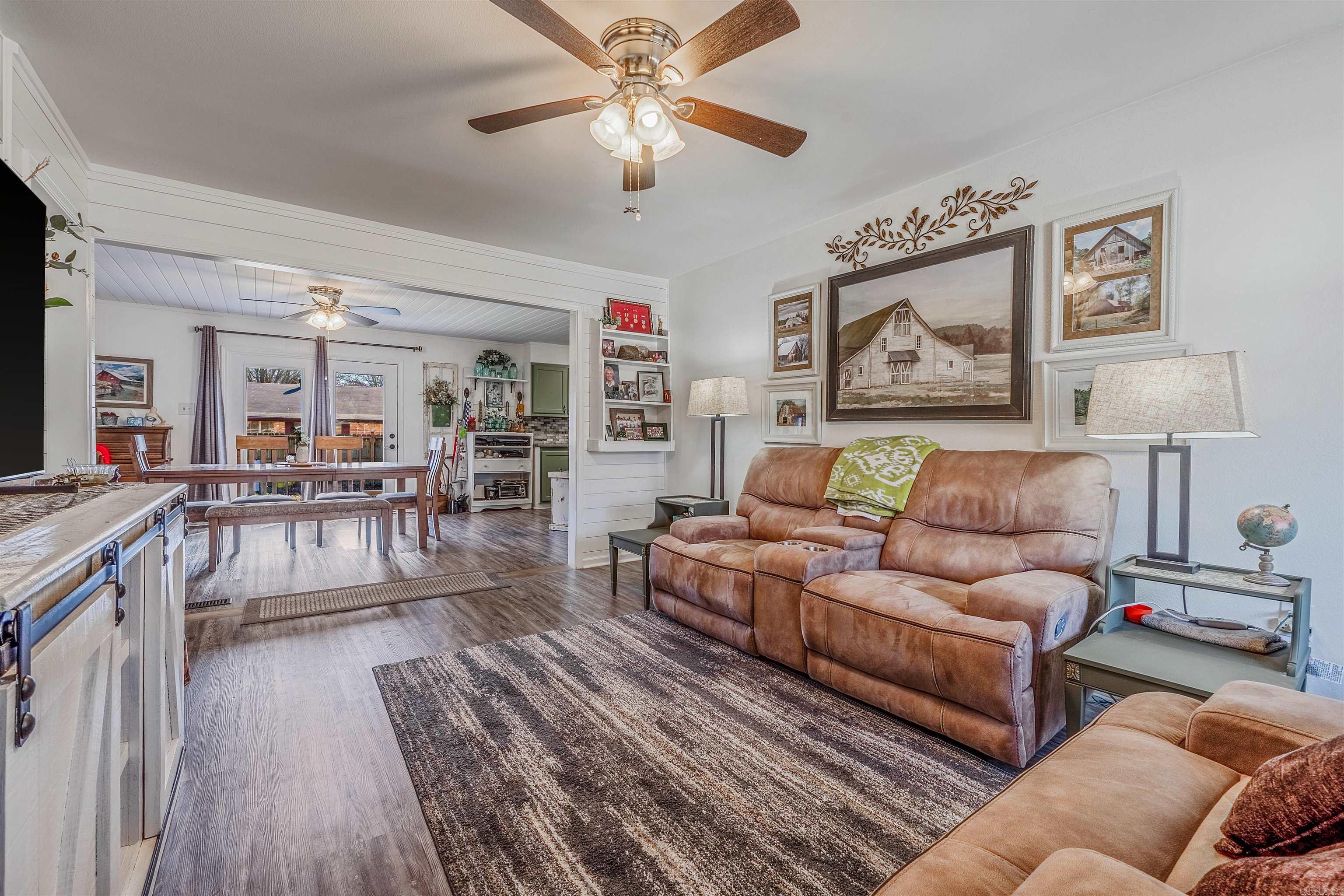 131 Cloverdale Boulevard Searcy, AR 72143