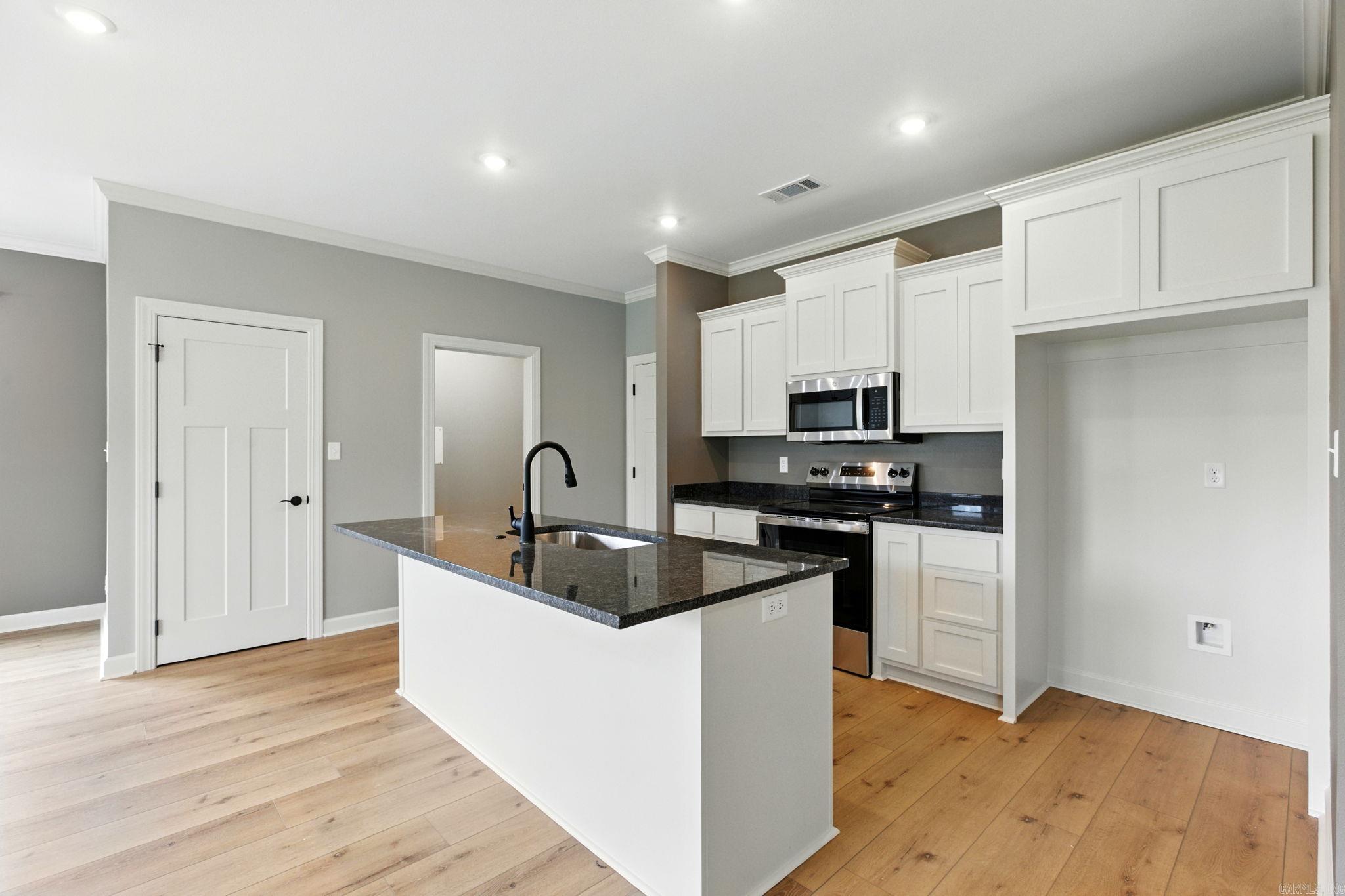 252 Spring  Hensley, AR