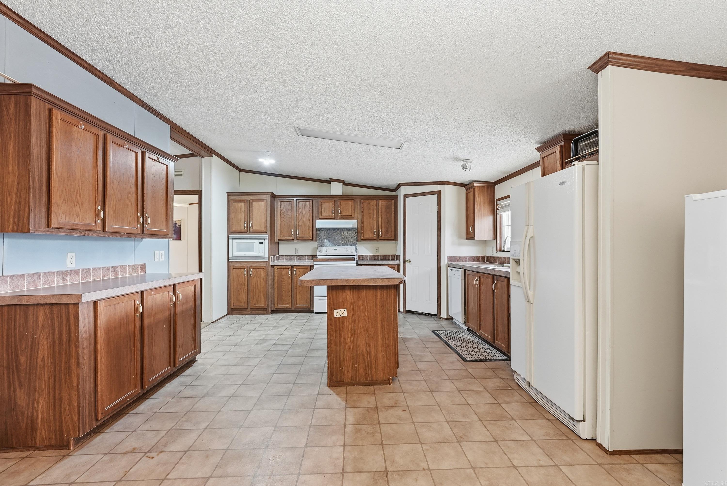 15 Aurora  Vilonia, AR