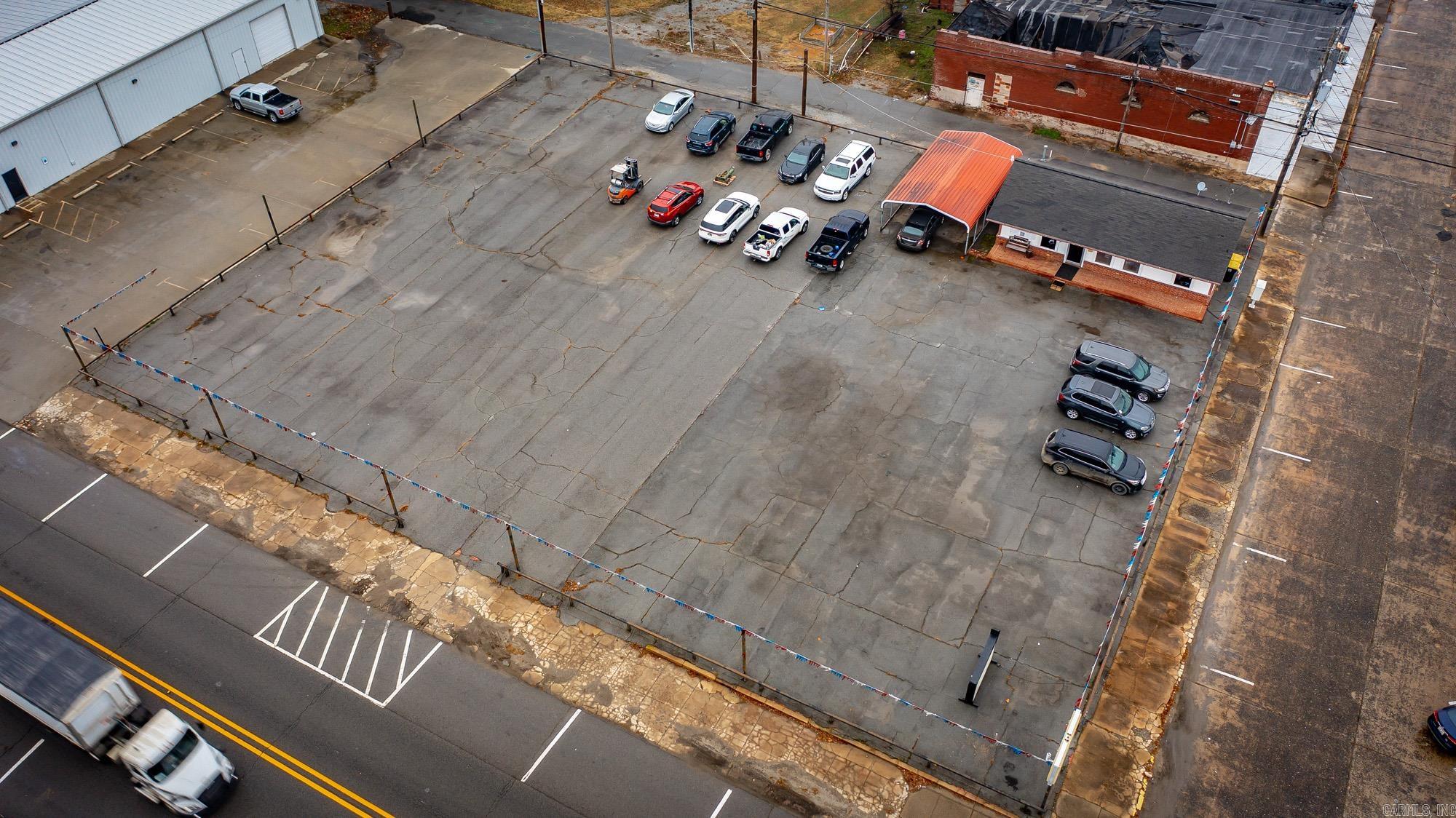 102 Main  England, AR