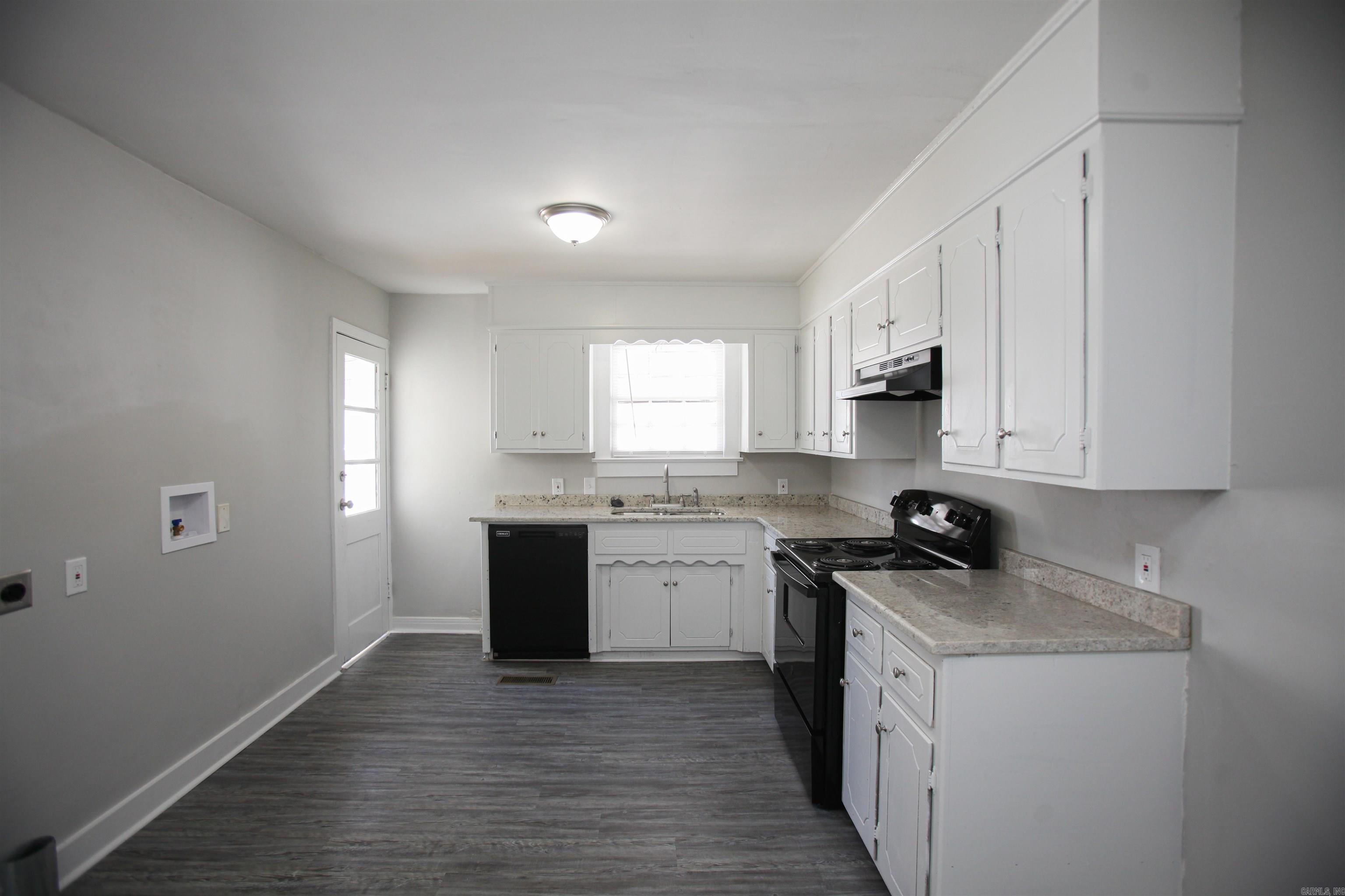 1814 Moss  North Little Rock, AR