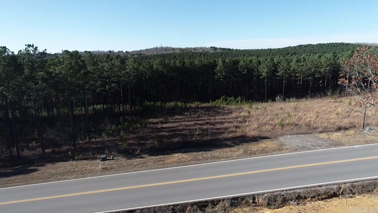 113 Parkway Trail  Bauxite, AR