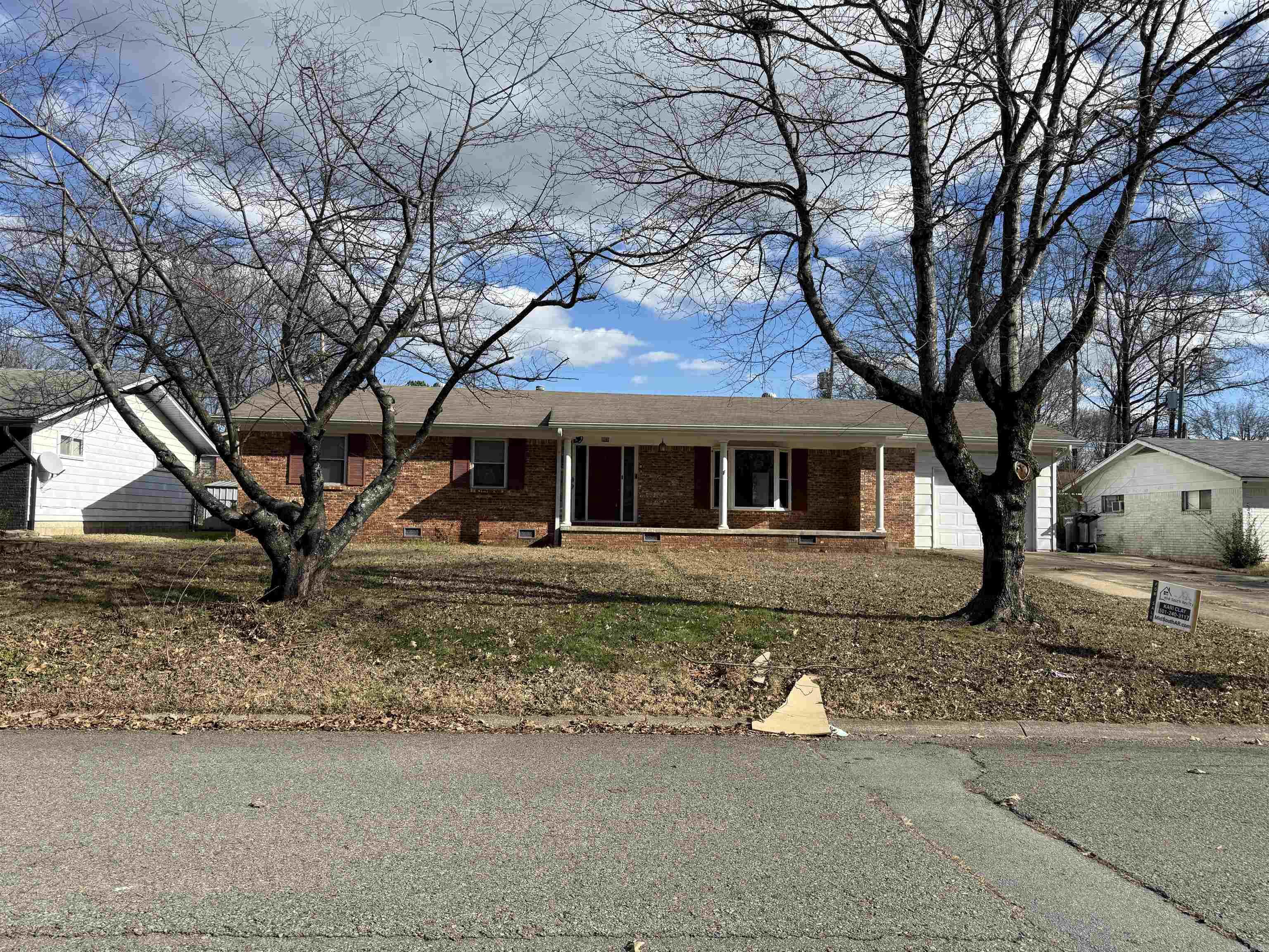 909 Oakhurst  Jacksonville, AR