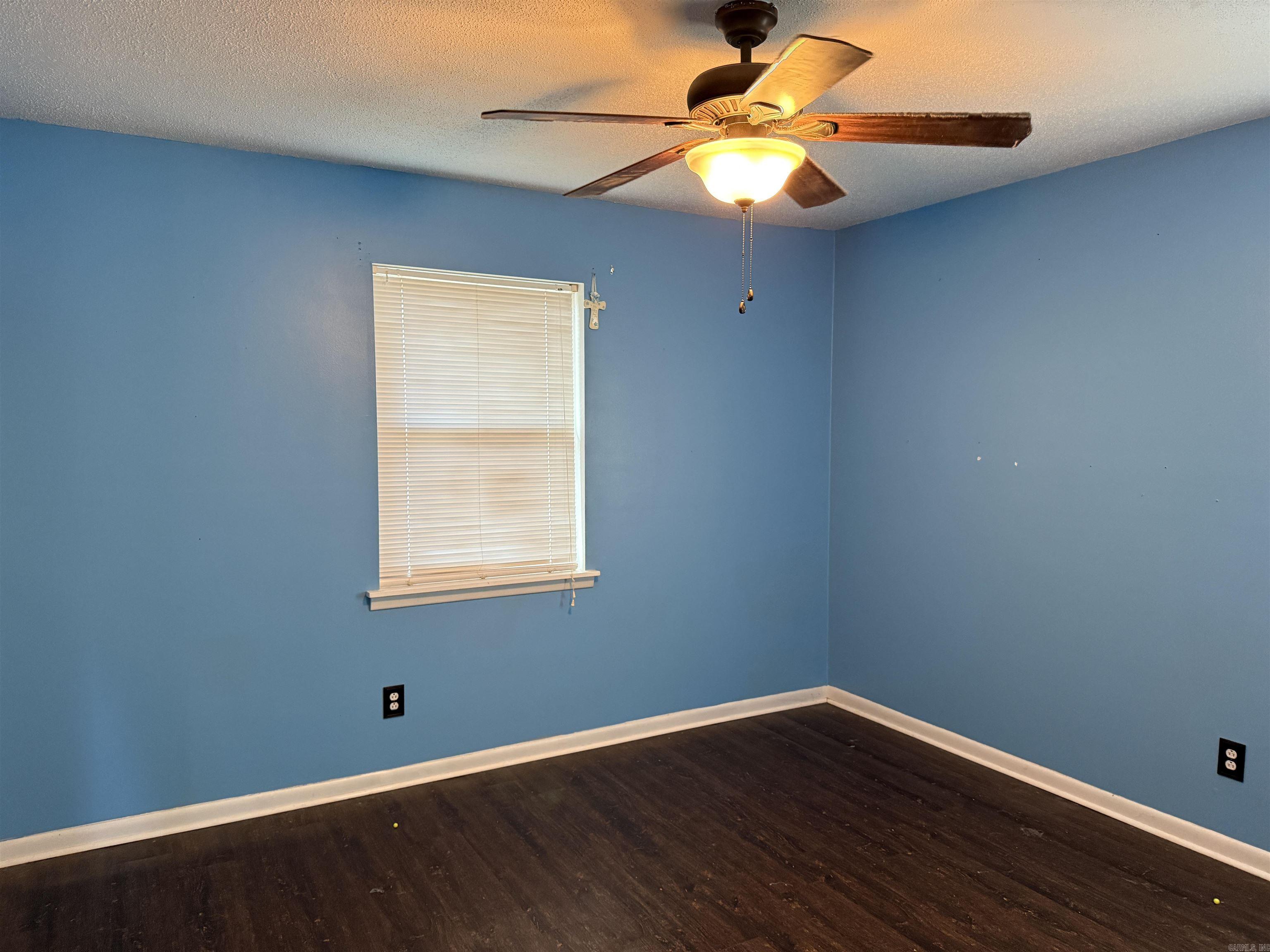 909 Oakhurst  Jacksonville, AR