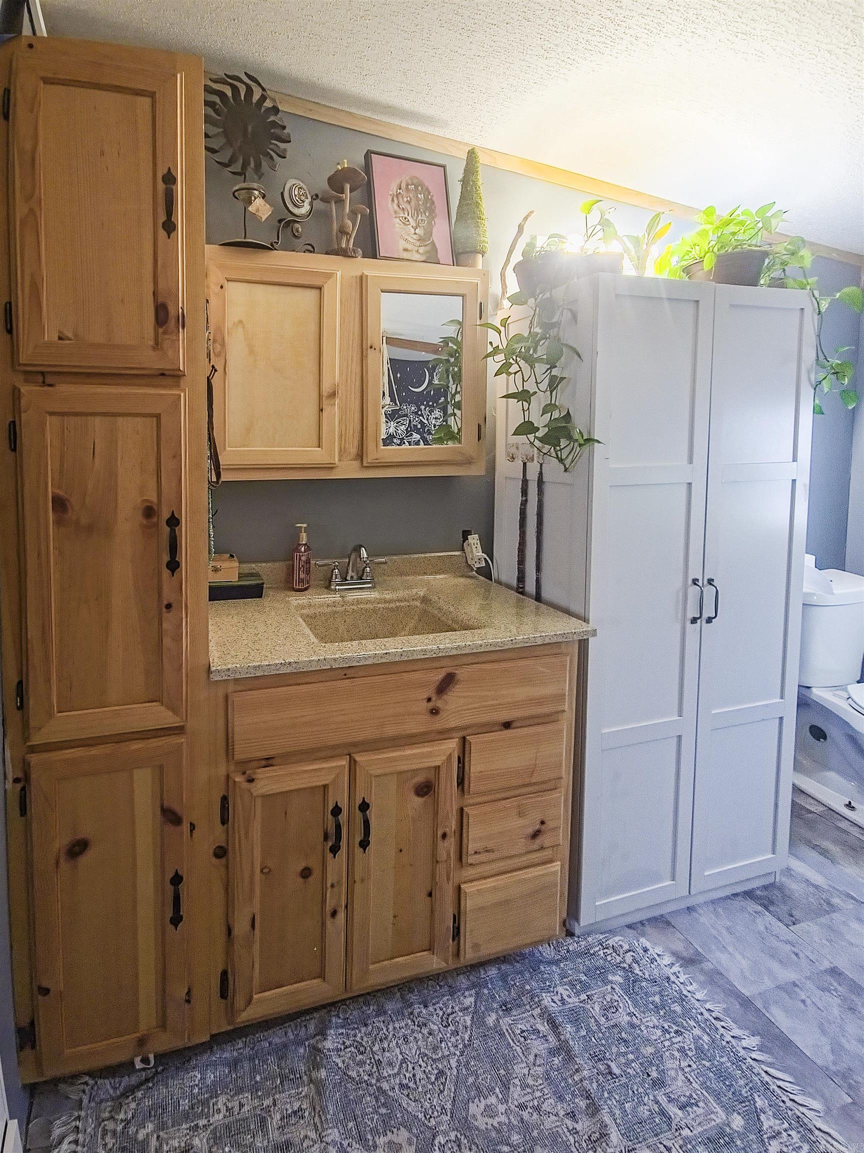 459 Junction  Mountain View, AR