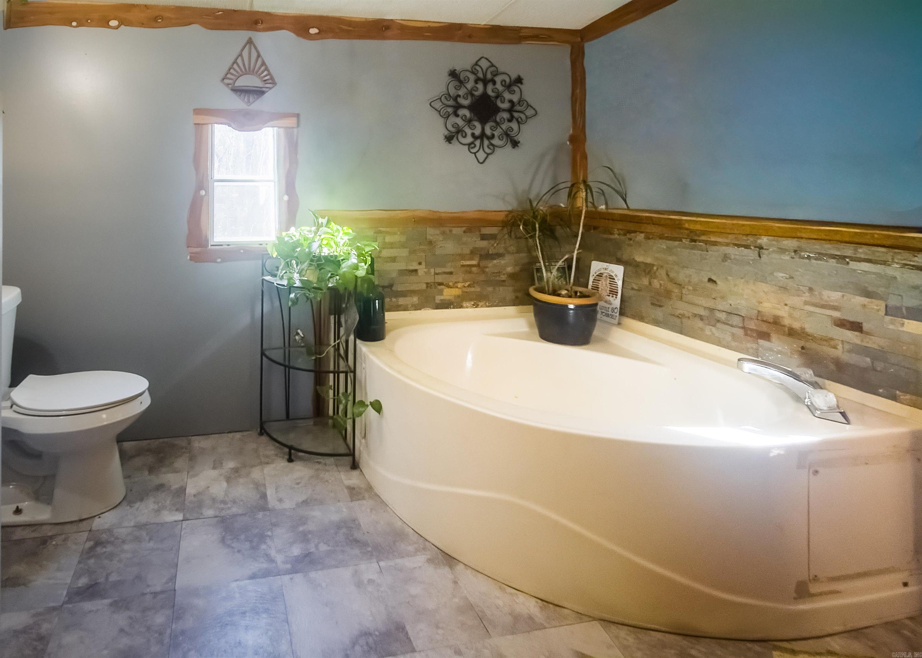 459 Junction  Mountain View, AR