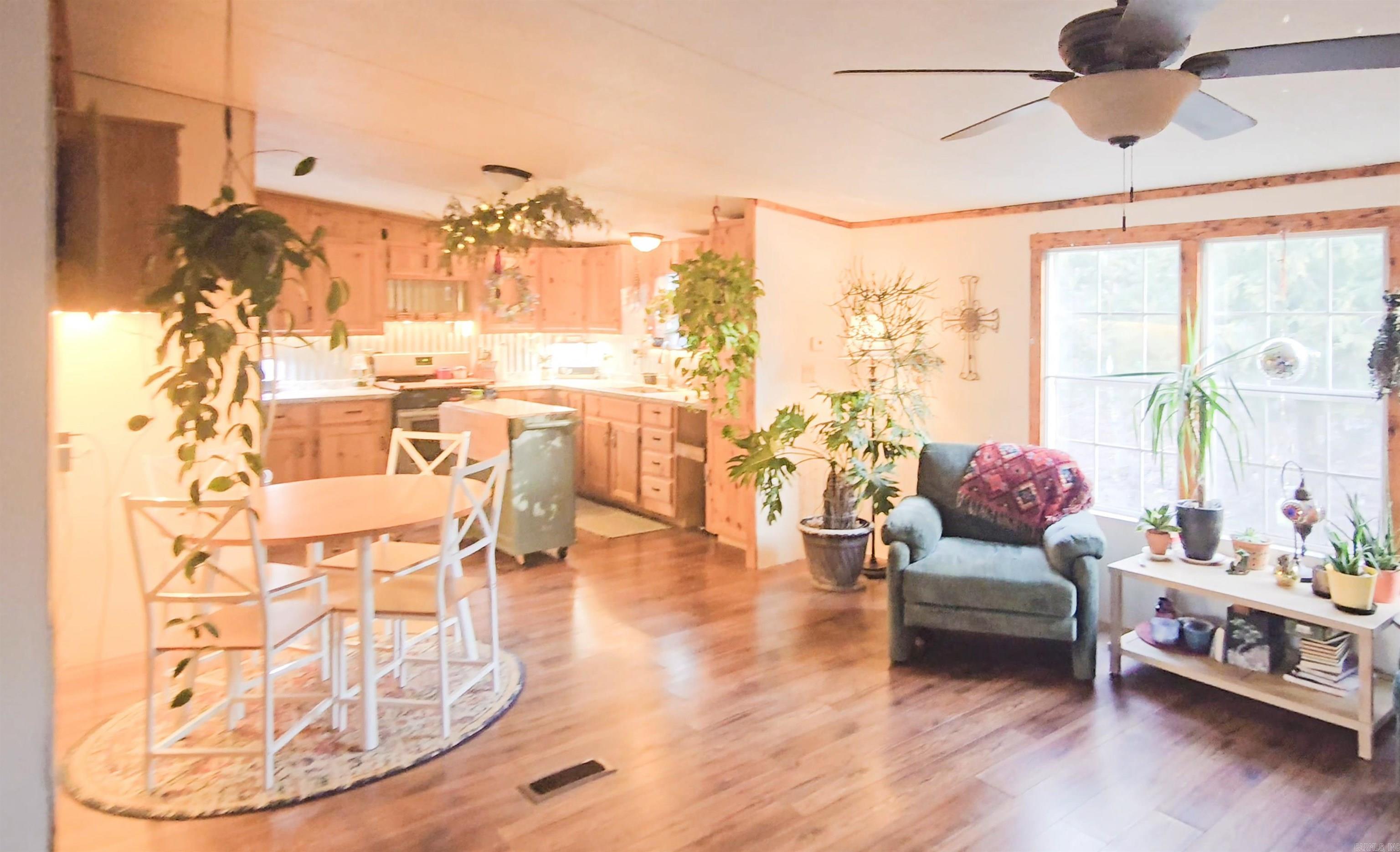 459 Junction  Mountain View, AR