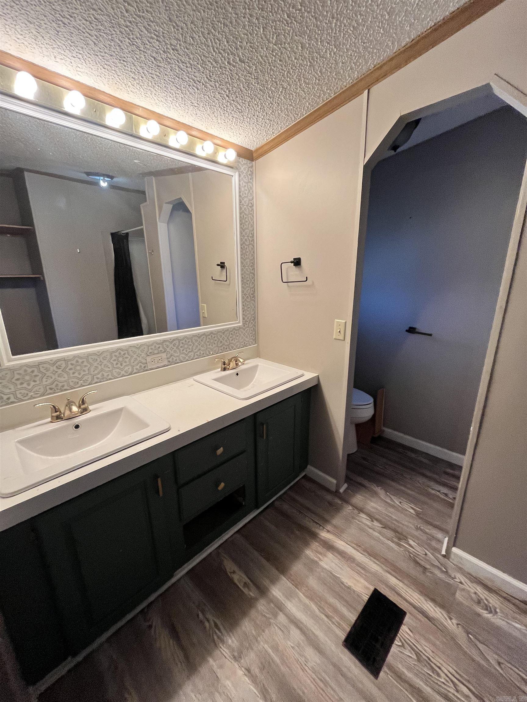 4300 Norfolk River  Jordan, AR