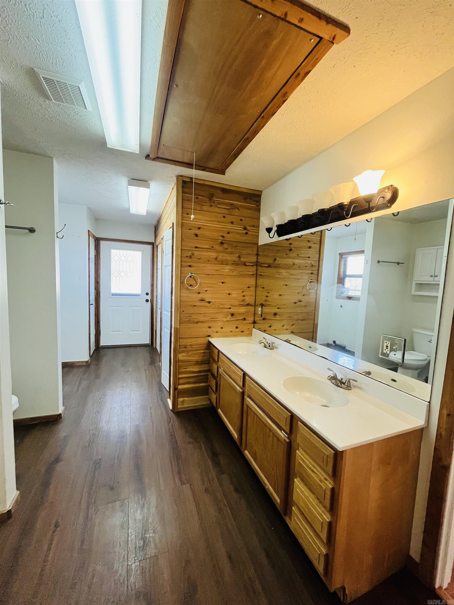 4300 Norfolk River  Jordan, AR