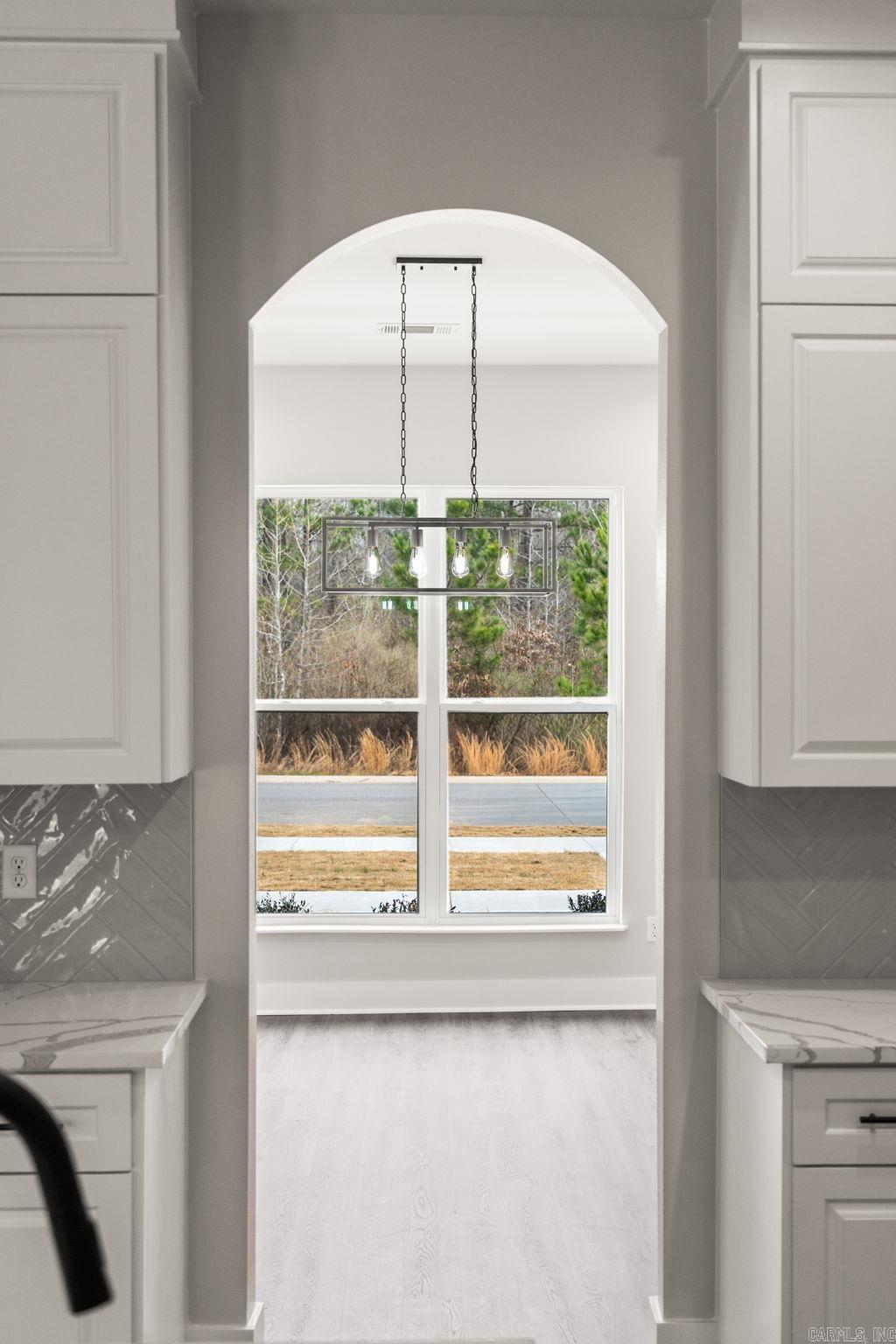 6193 Creekwater  Alexander, AR