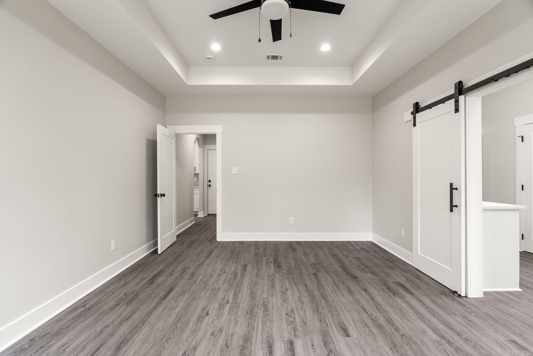 6193 Creekwater  Alexander, AR