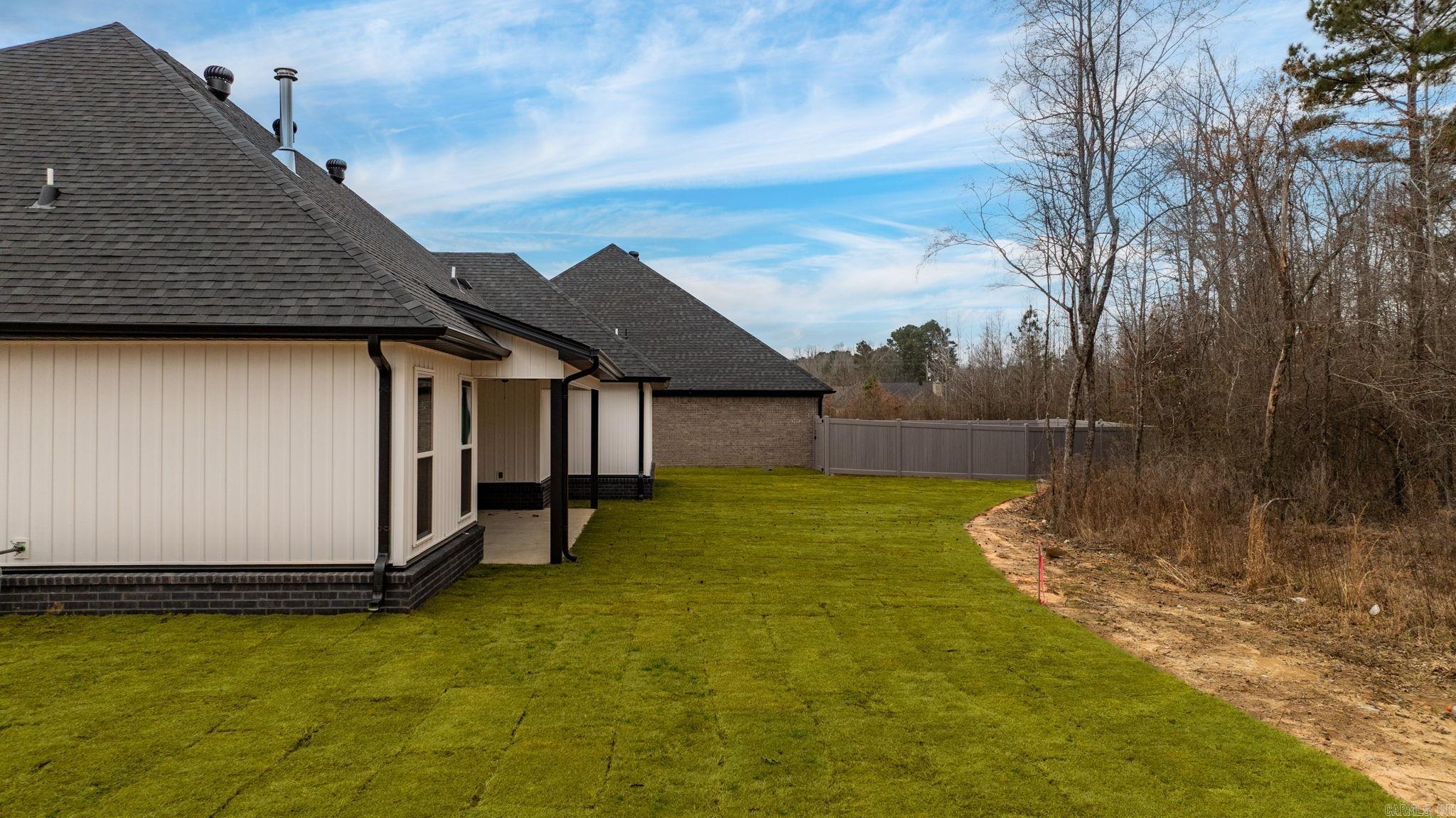 6193 Creekwater  Alexander, AR