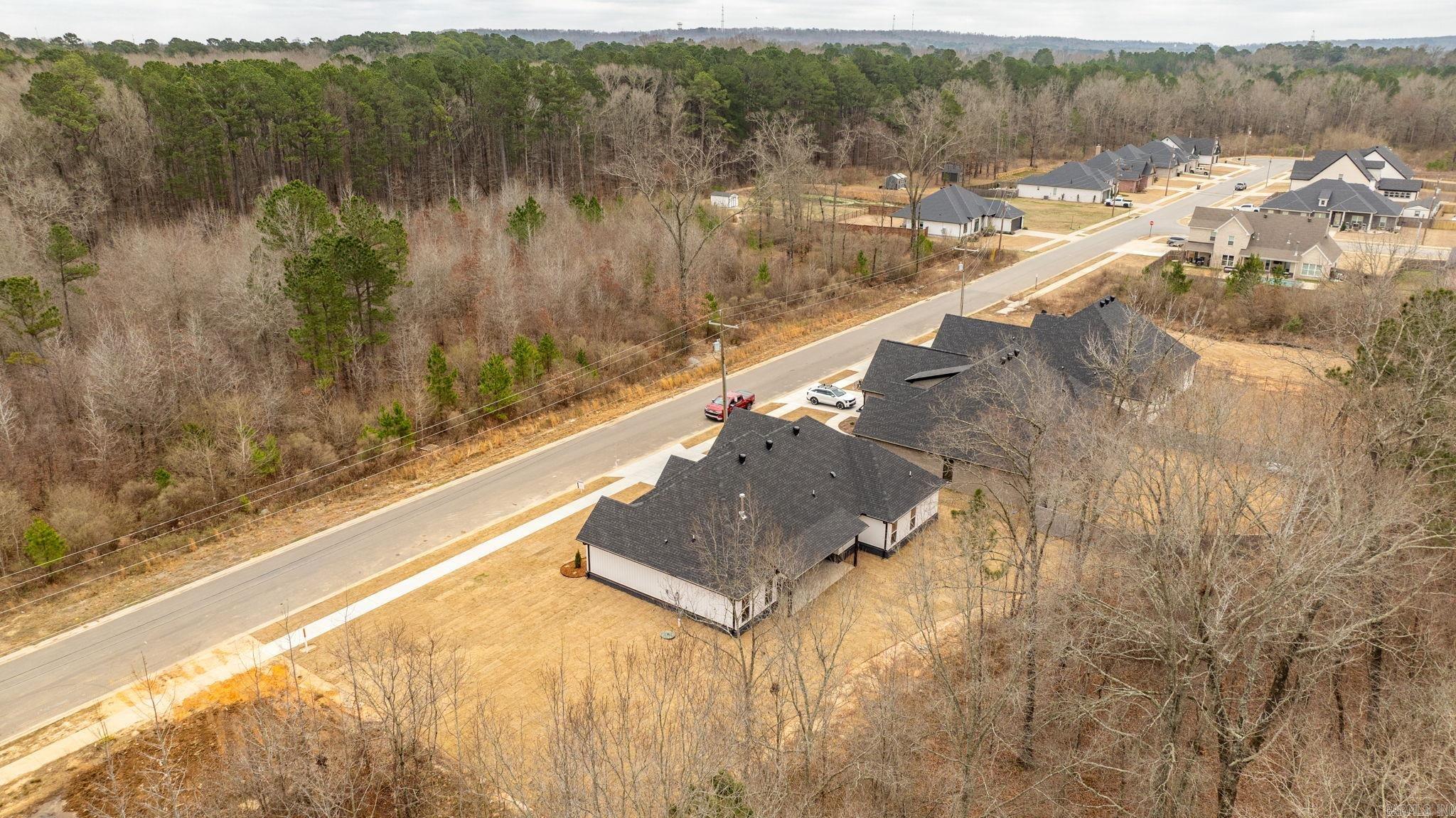 6193 Creekwater  Alexander, AR