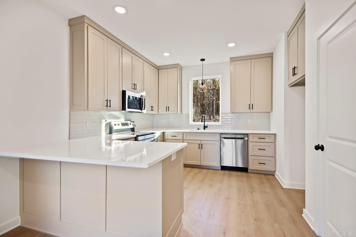 2100 Junior Deputy  Little Rock, AR