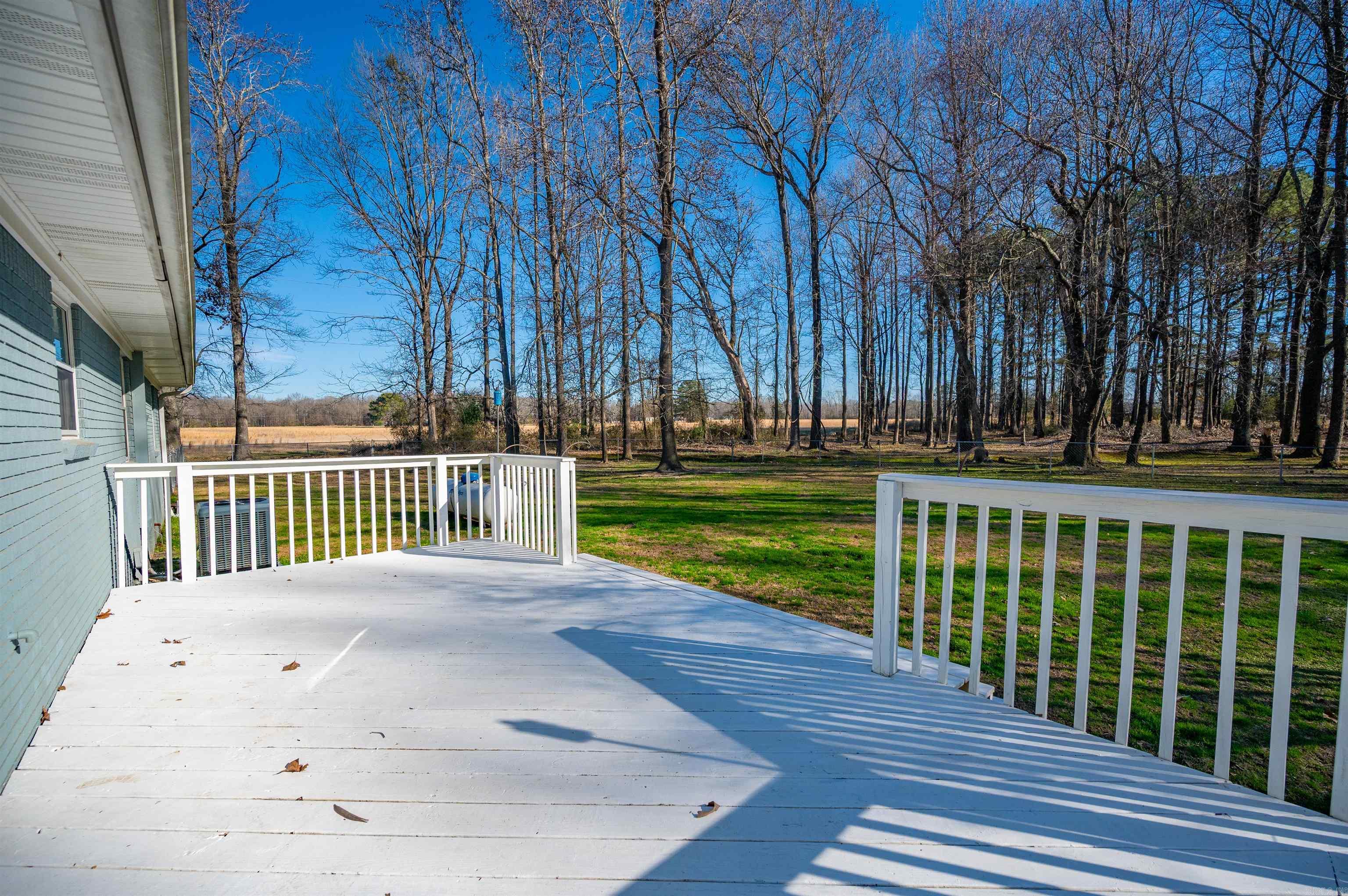 635 S Oak Grove  Lonoke, AR