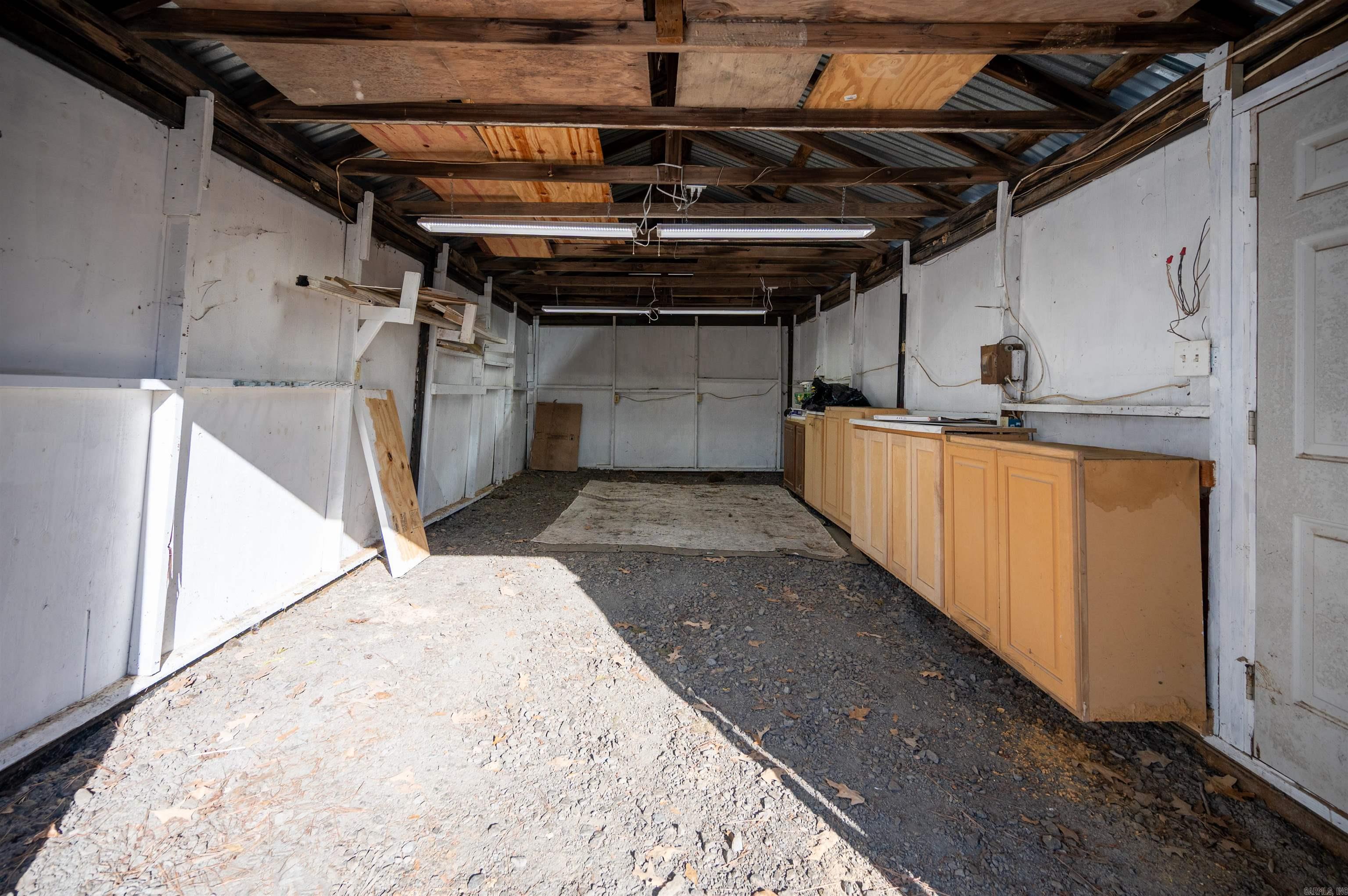 635 S Oak Grove  Lonoke, AR