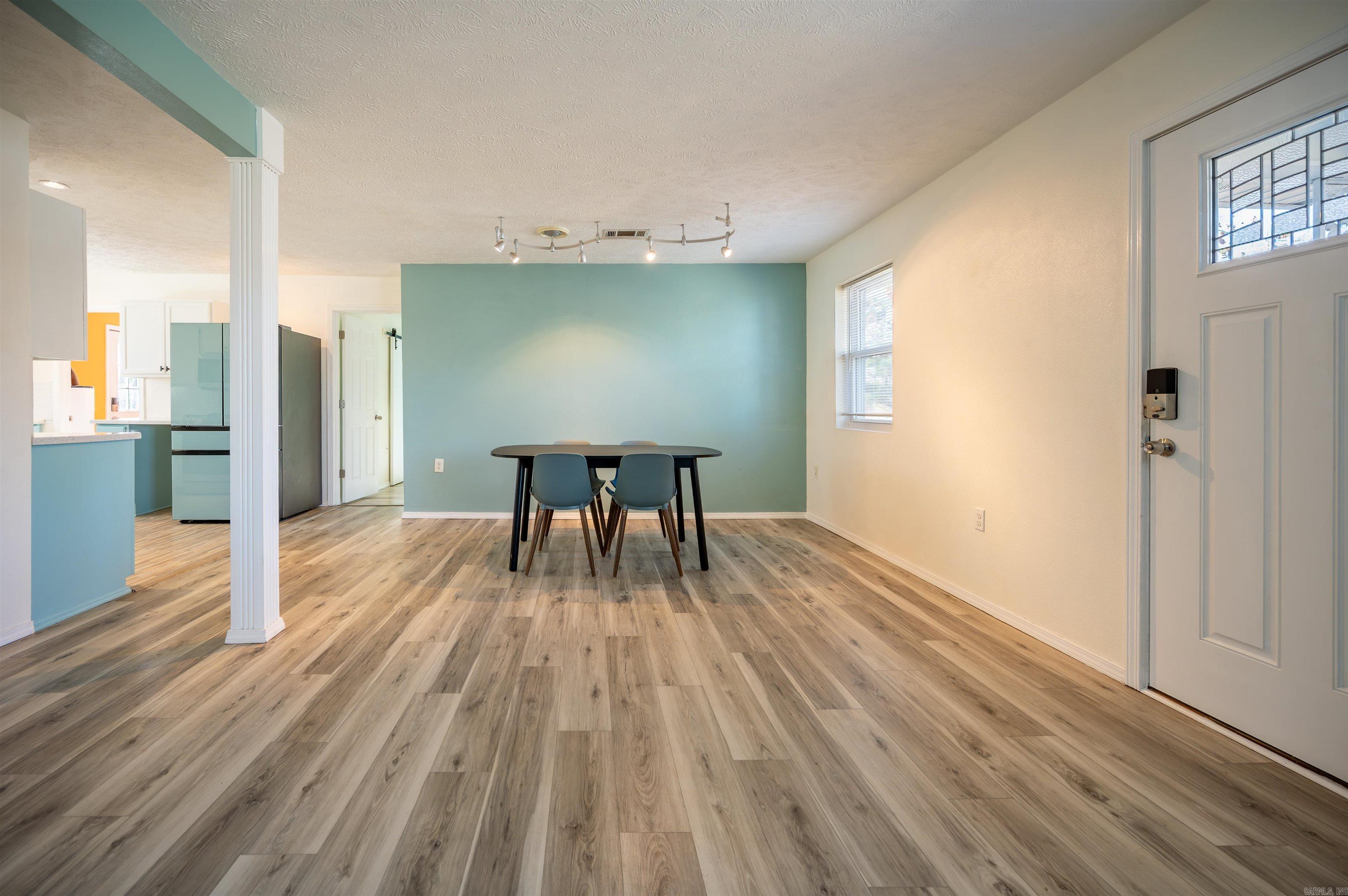 635 S Oak Grove  Lonoke, AR