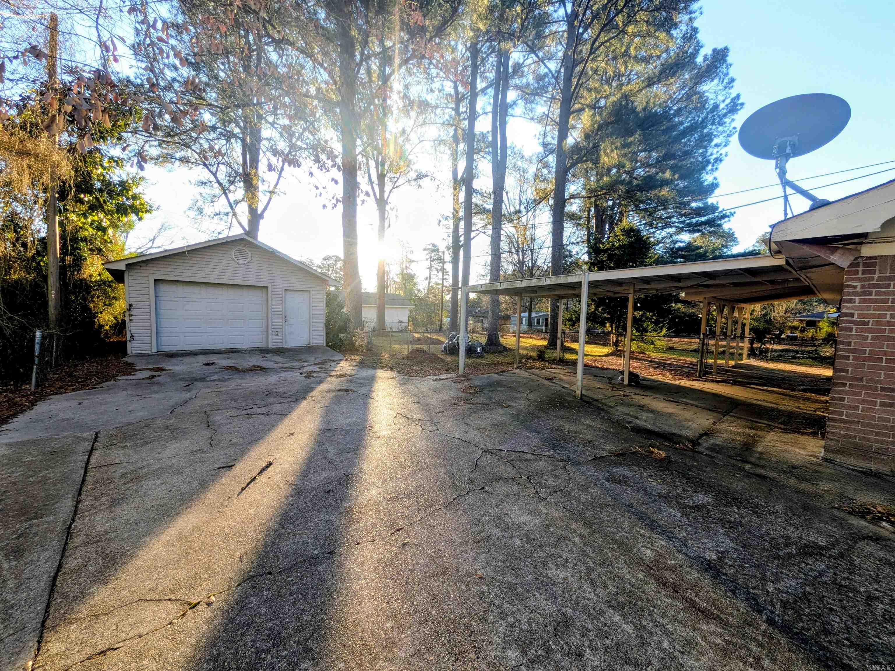 569 Elaine  Camden, AR