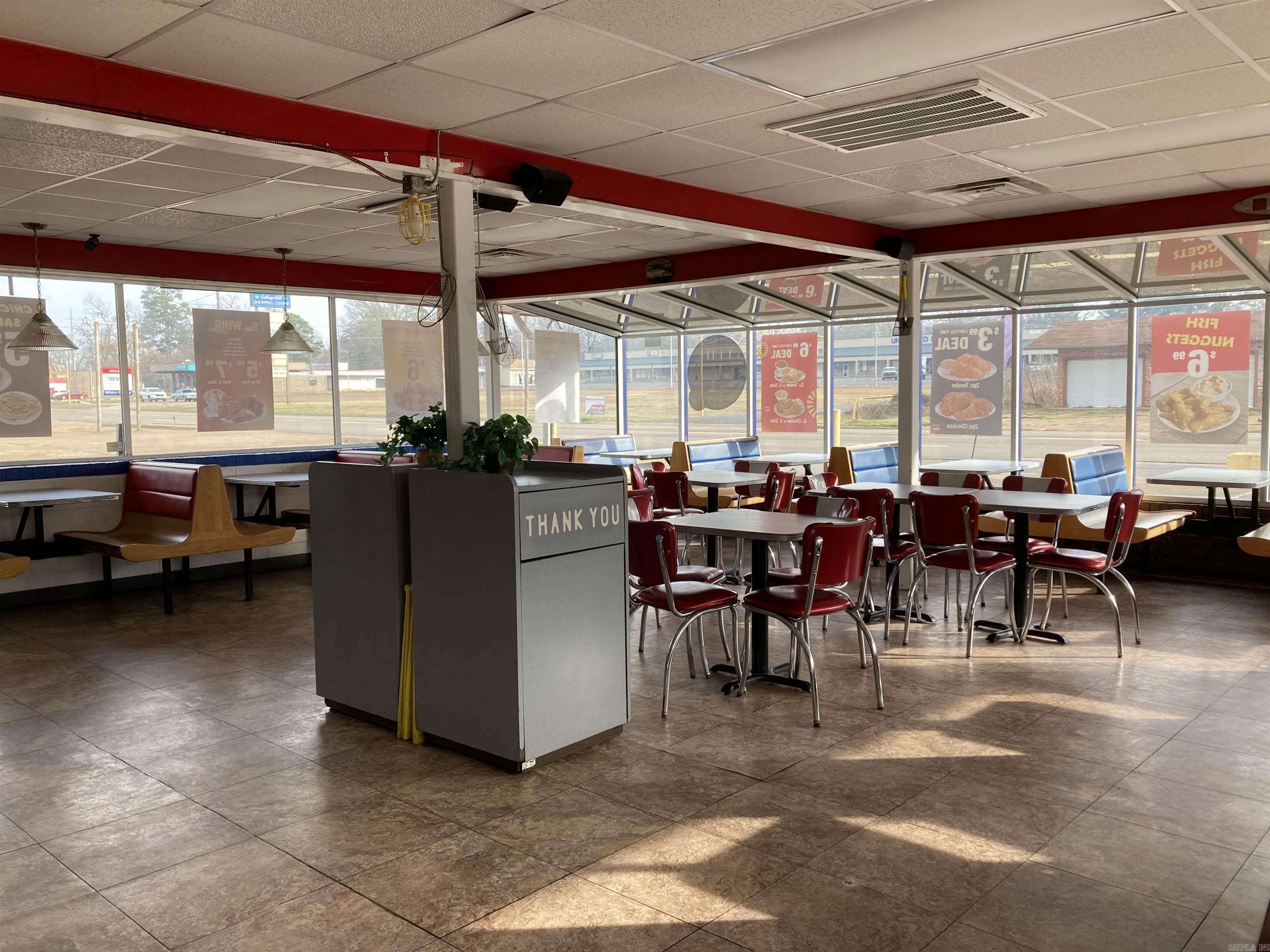 823 East Street  Texarkana, AR