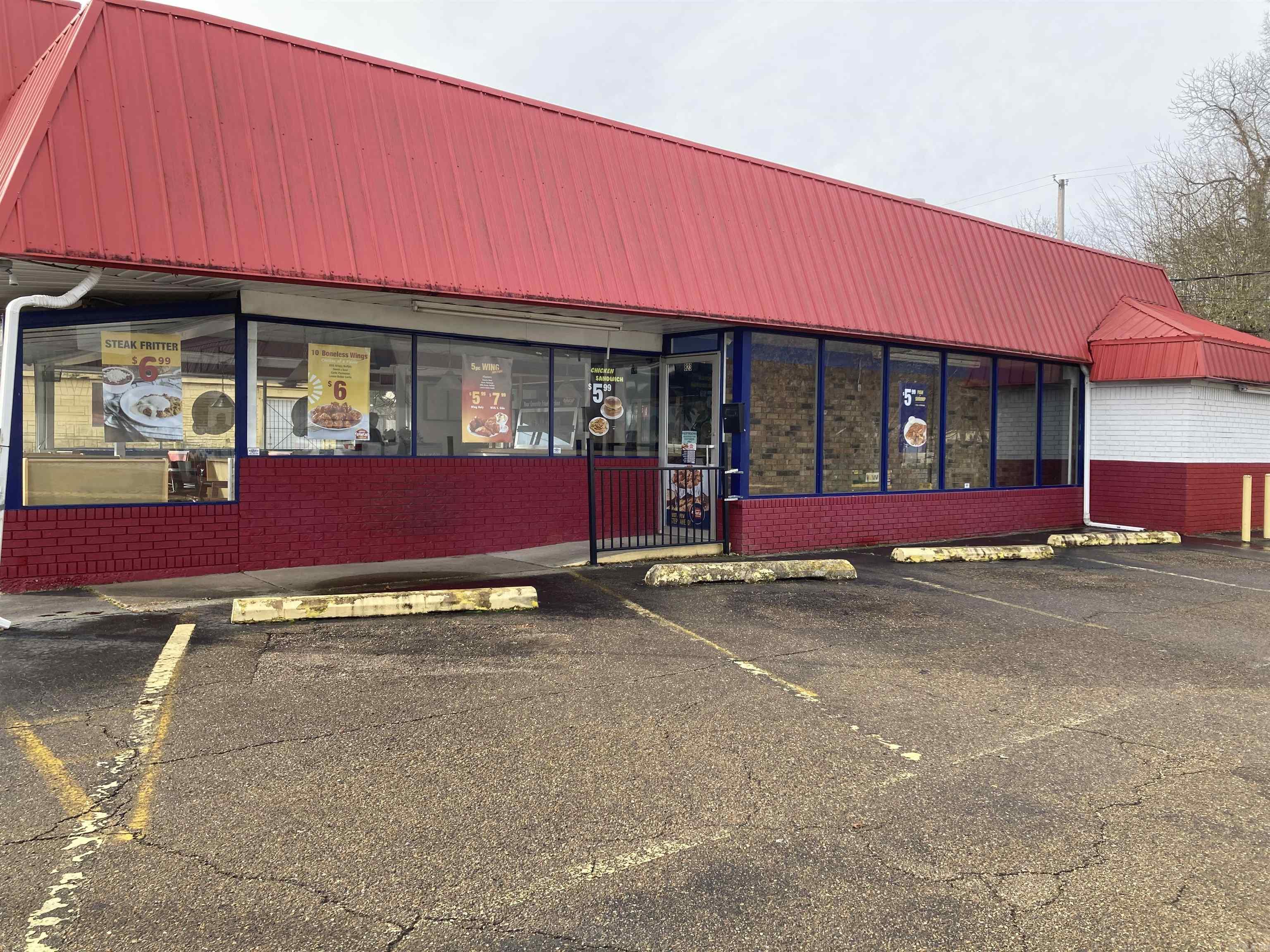 823 East Street  Texarkana, AR