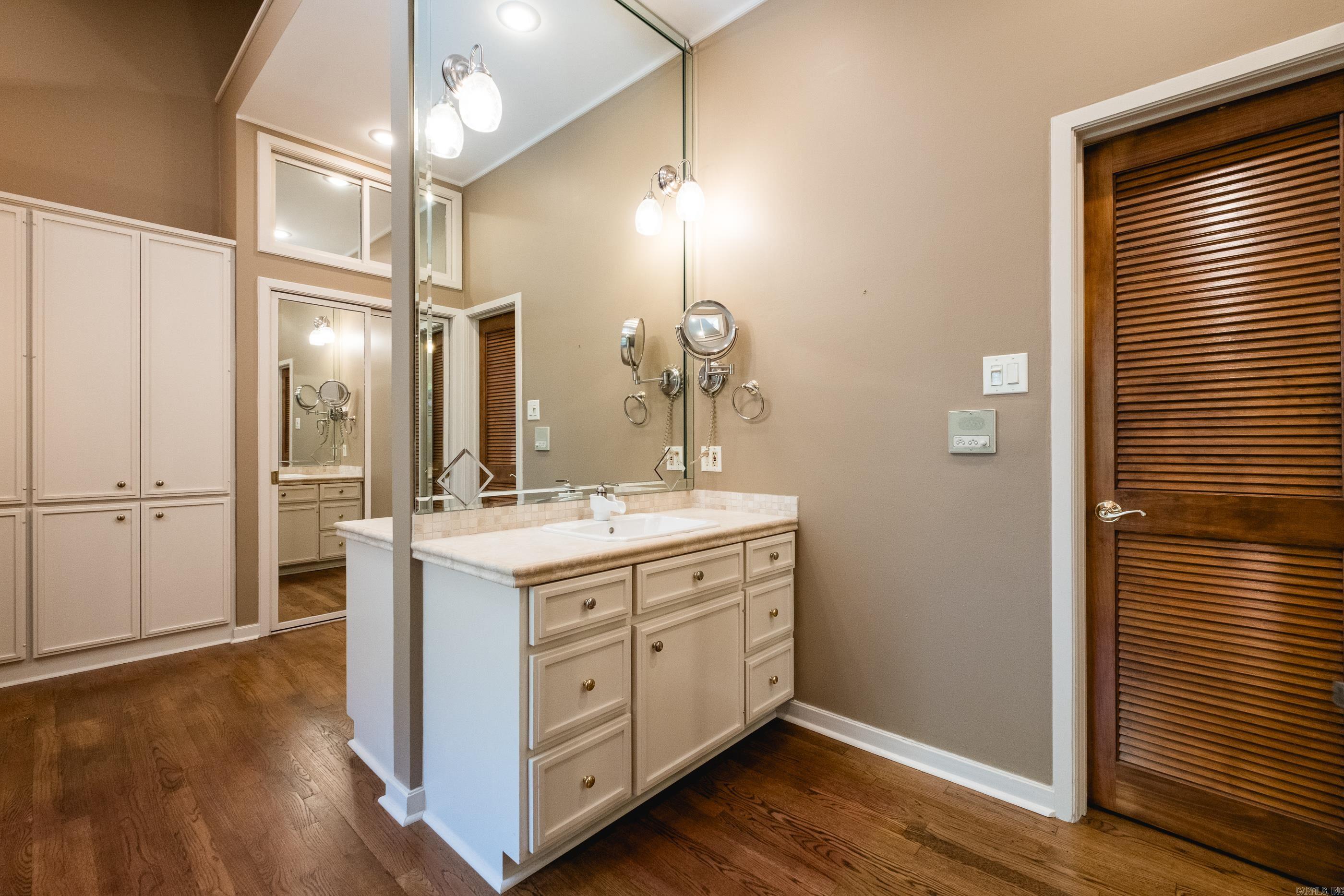 18 Hickory Hills  Little Rock, AR