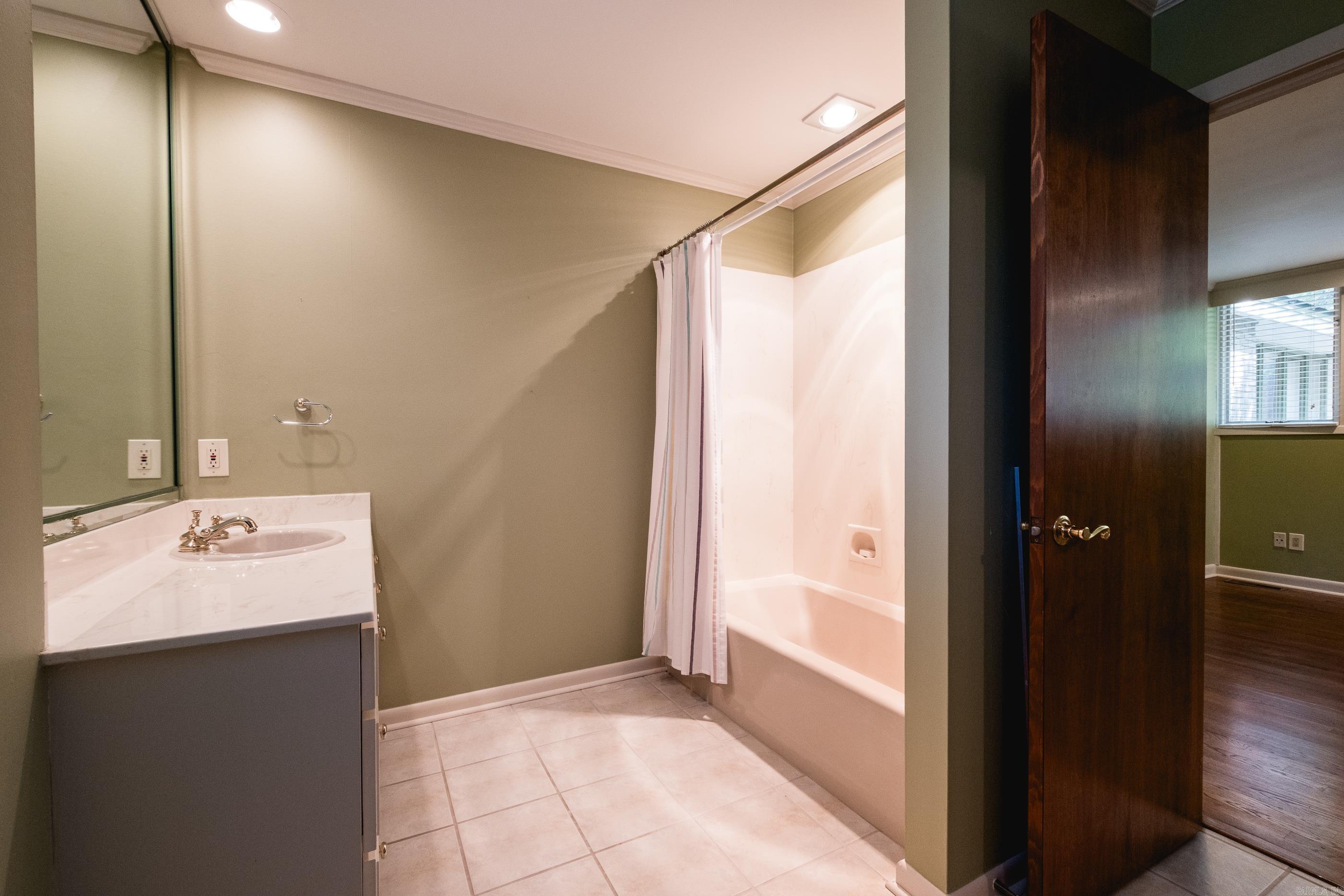 18 Hickory Hills  Little Rock, AR