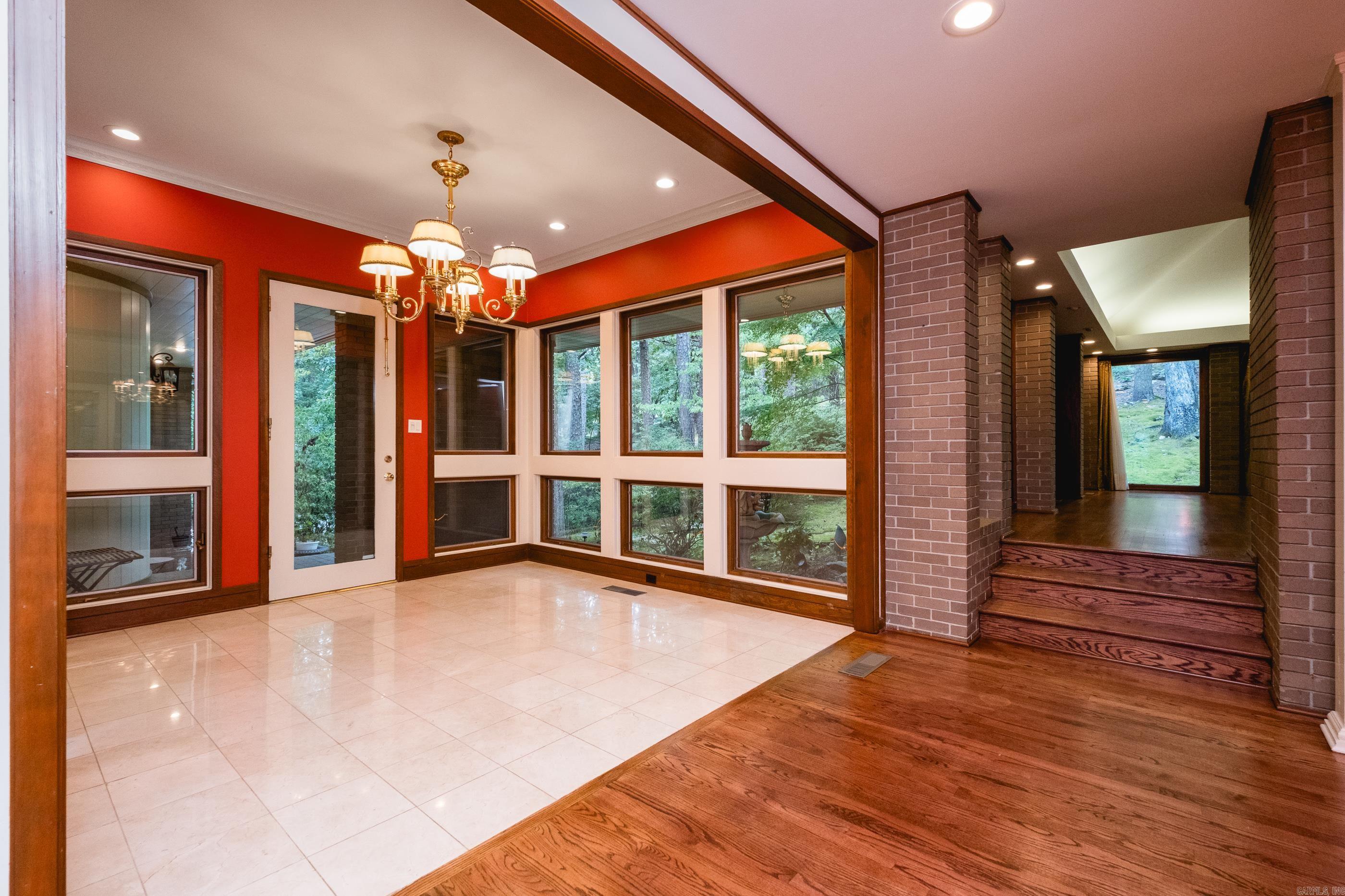 18 Hickory Hills  Little Rock, AR