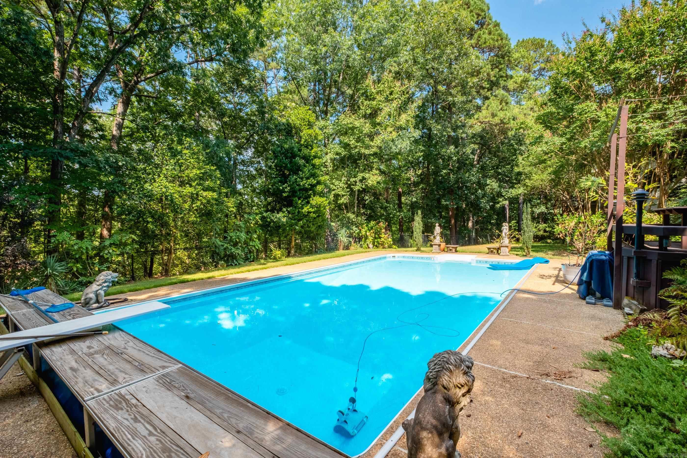 18 Hickory Hills  Little Rock, AR