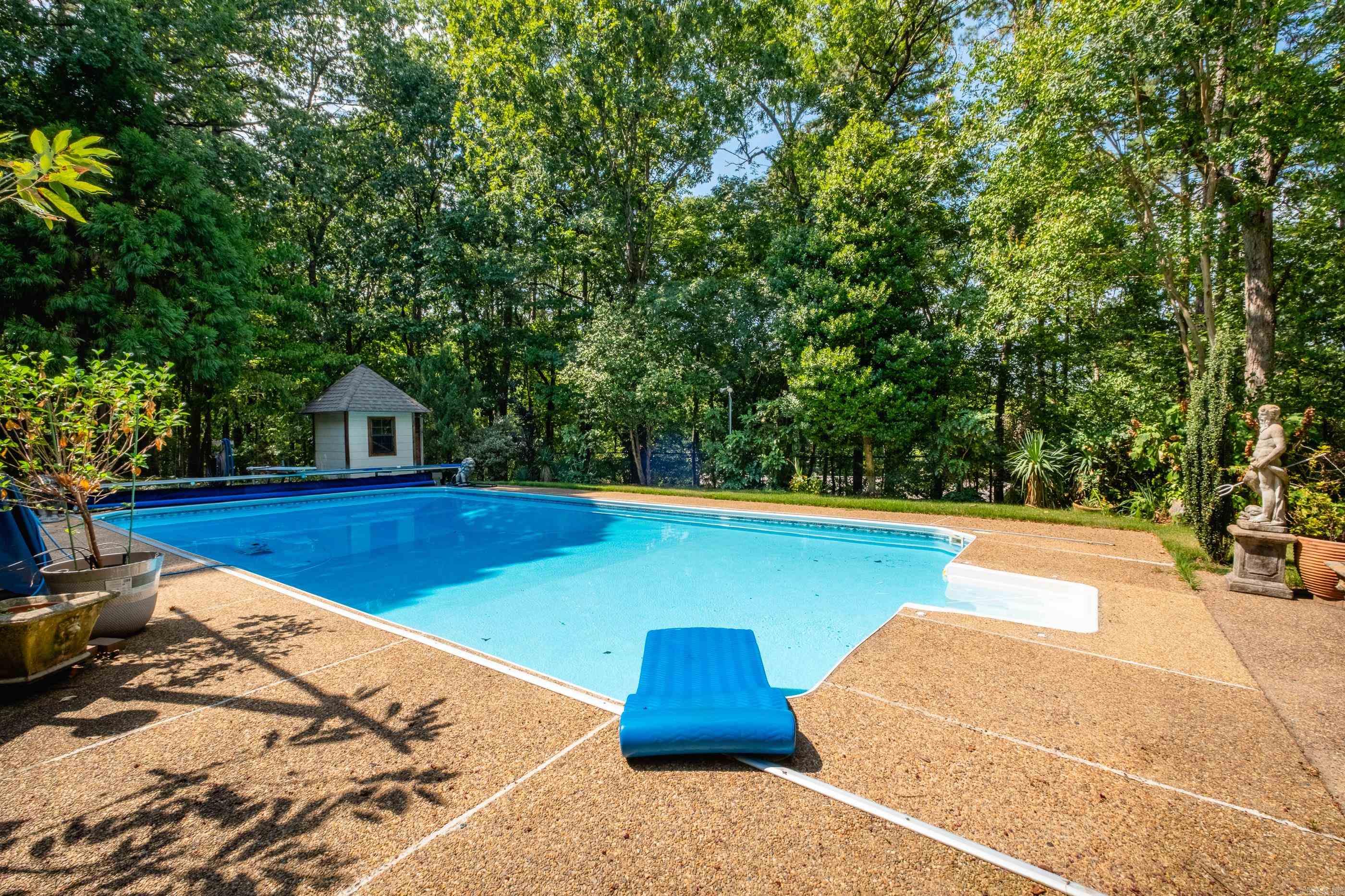 18 Hickory Hills  Little Rock, AR