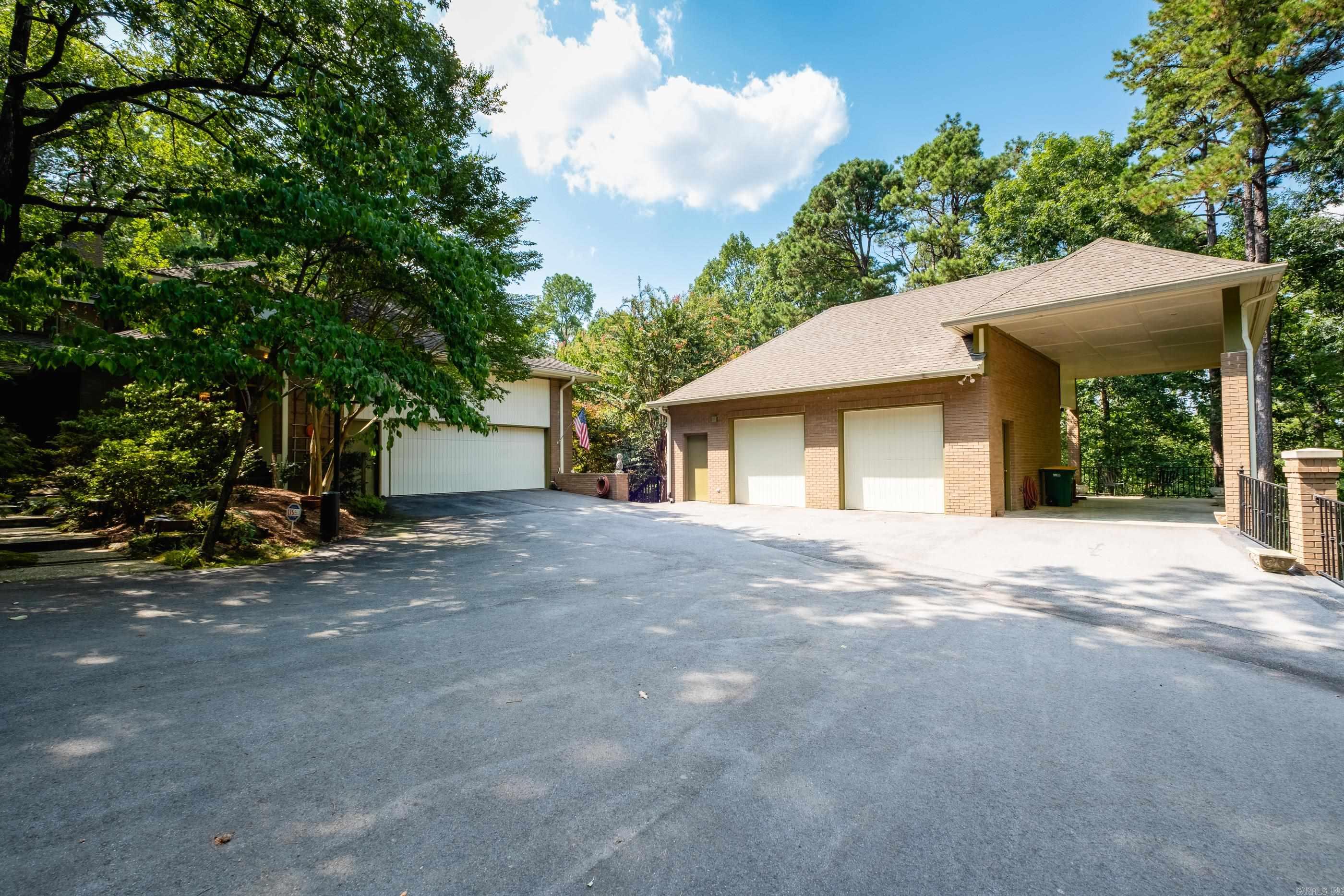 18 Hickory Hills  Little Rock, AR