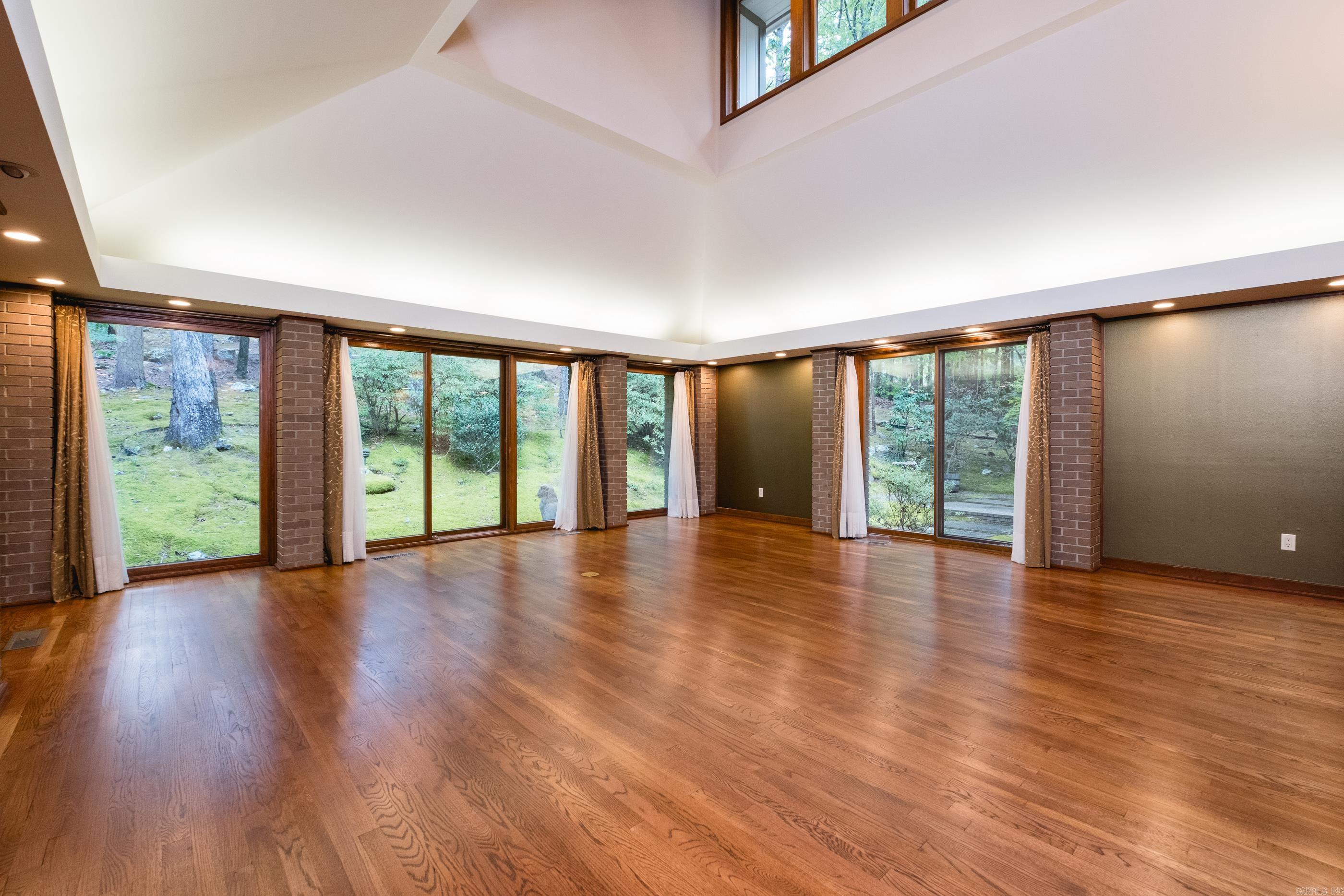 18 Hickory Hills  Little Rock, AR