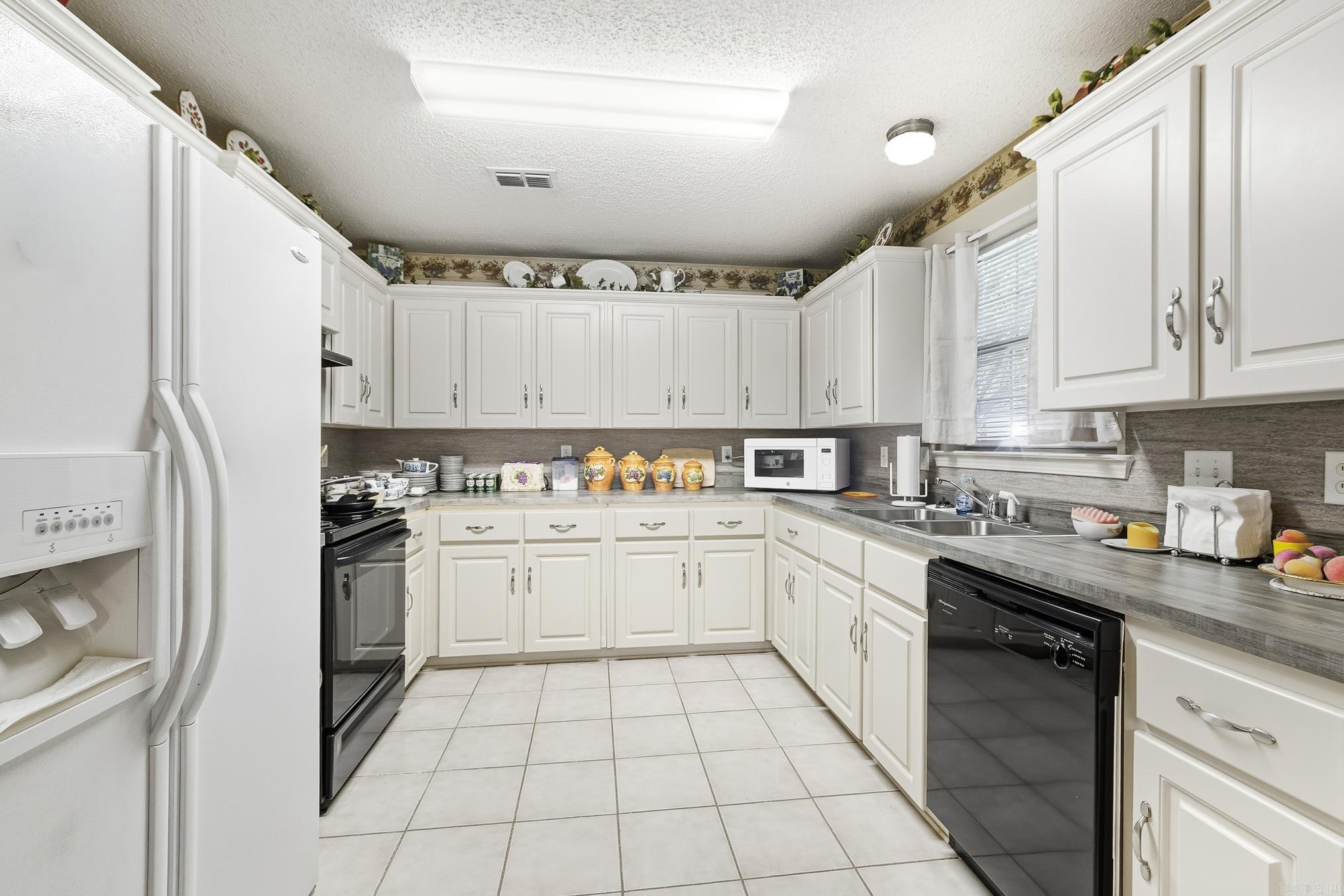 22 Willard  Ward, AR