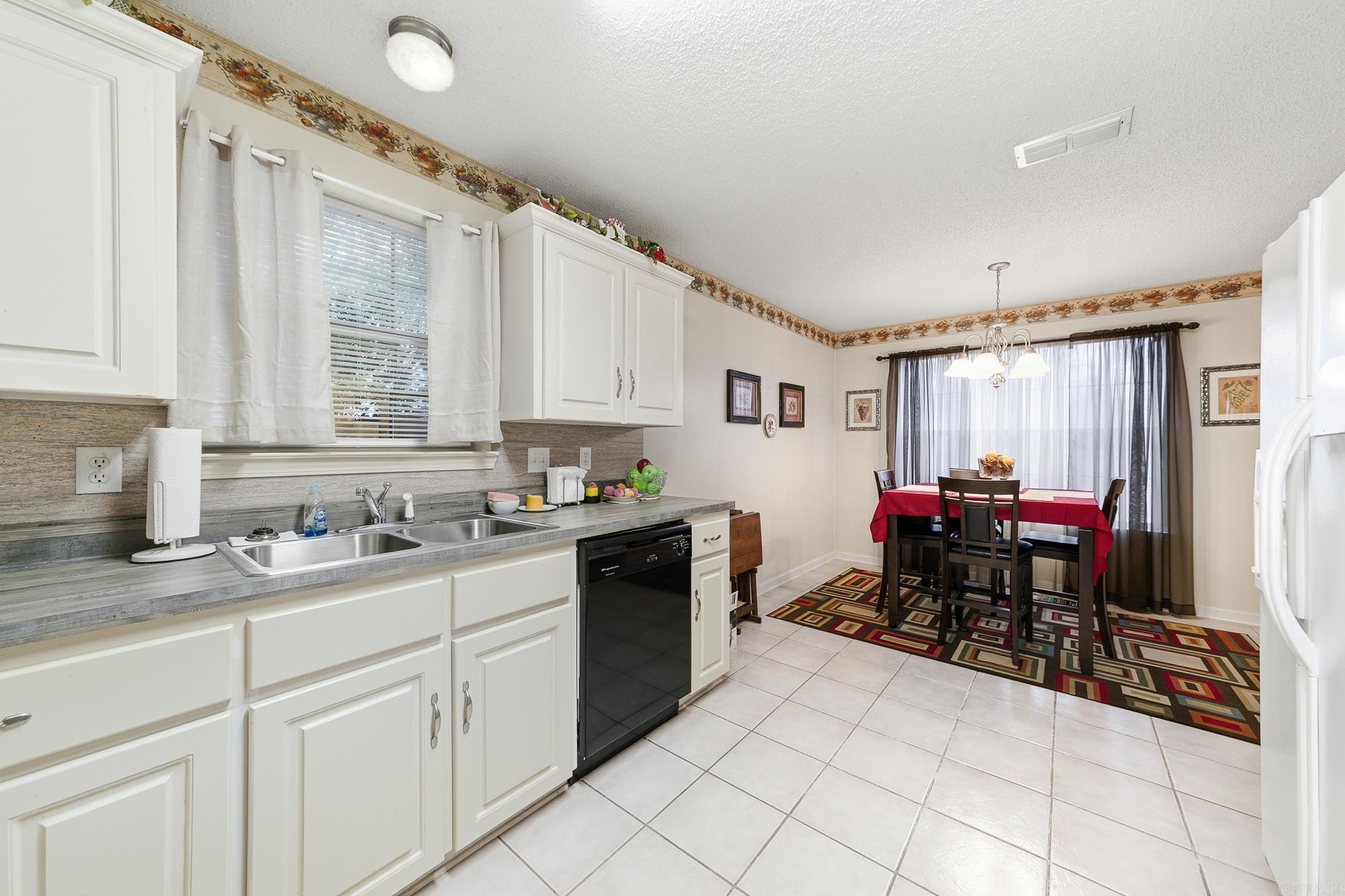 22 Willard  Ward, AR