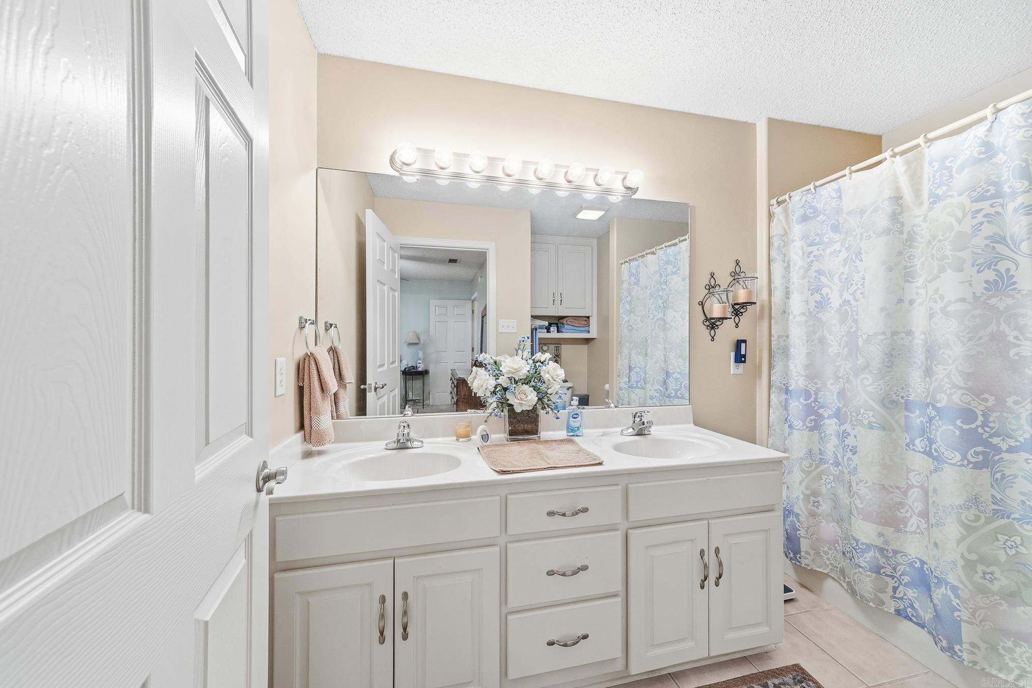 22 Willard  Ward, AR